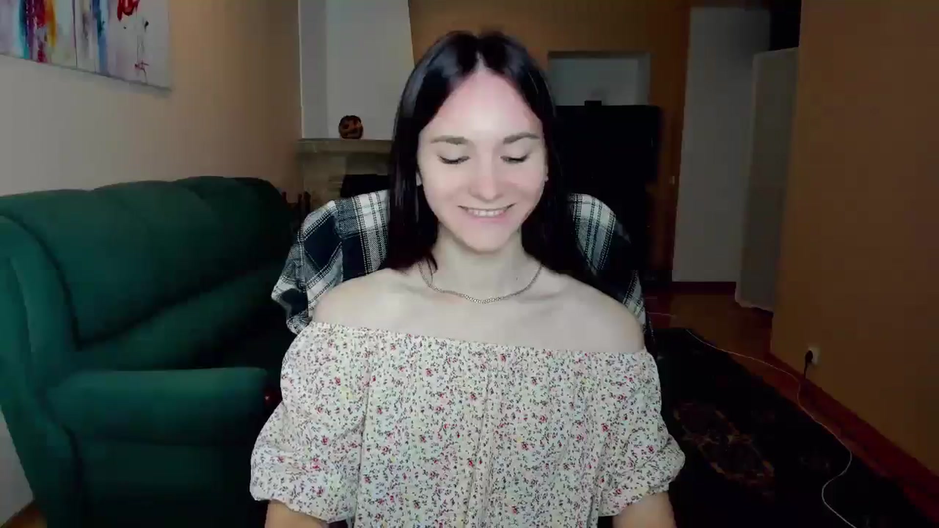 Gallery image thumbnail from Madison_Burke's myfreecams stream on, 05/16/2025, 22:39 image 6 of 20