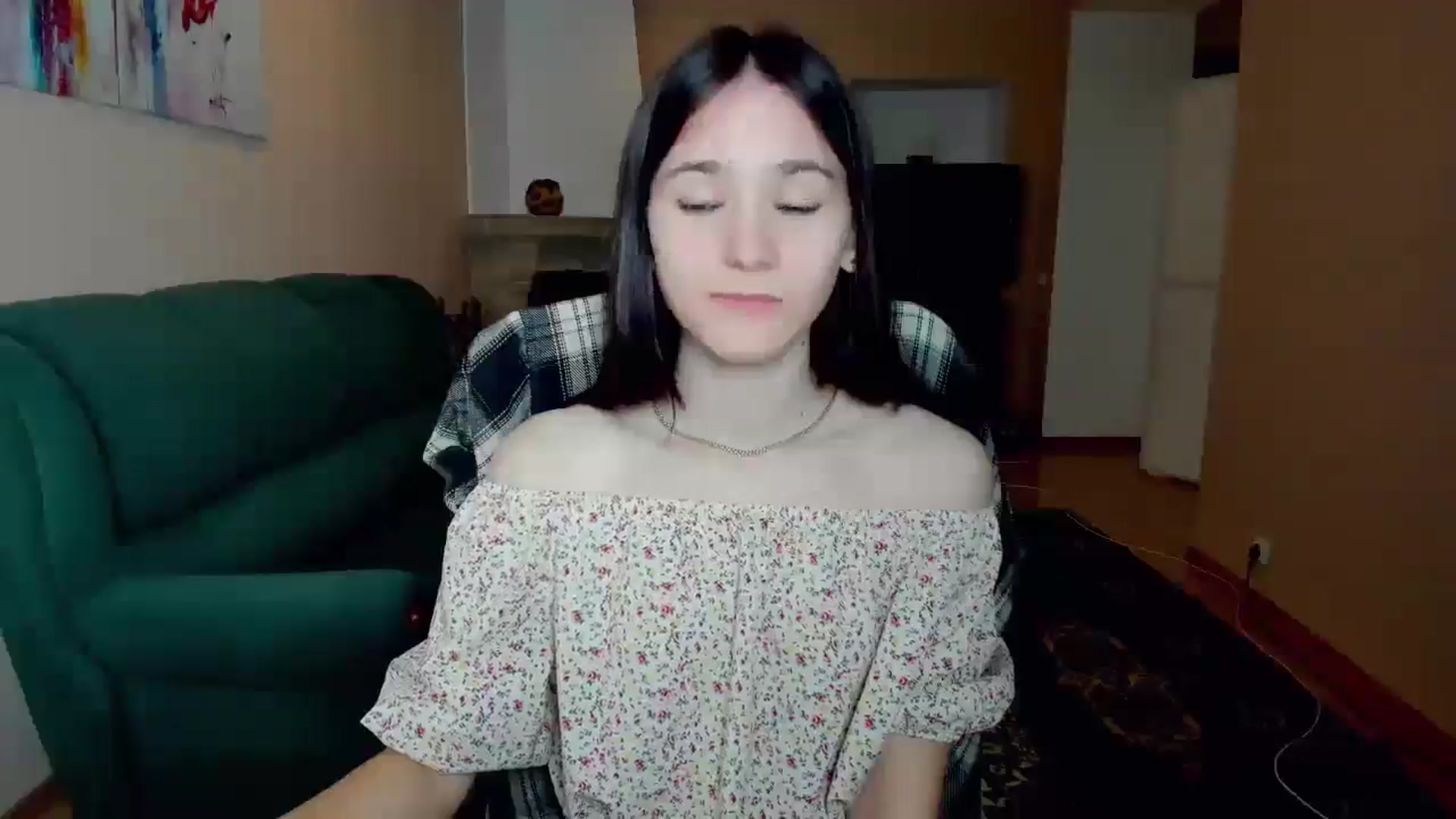 Gallery image thumbnail from Madison_Burke's myfreecams stream on, 05/16/2025, 22:39 image 11 of 20
