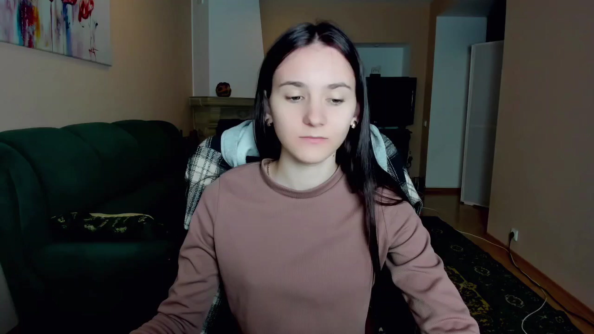 Gallery image thumbnail from Madison_Burke's myfreecams stream on, 05/17/2025, 21:13 image 14 of 20