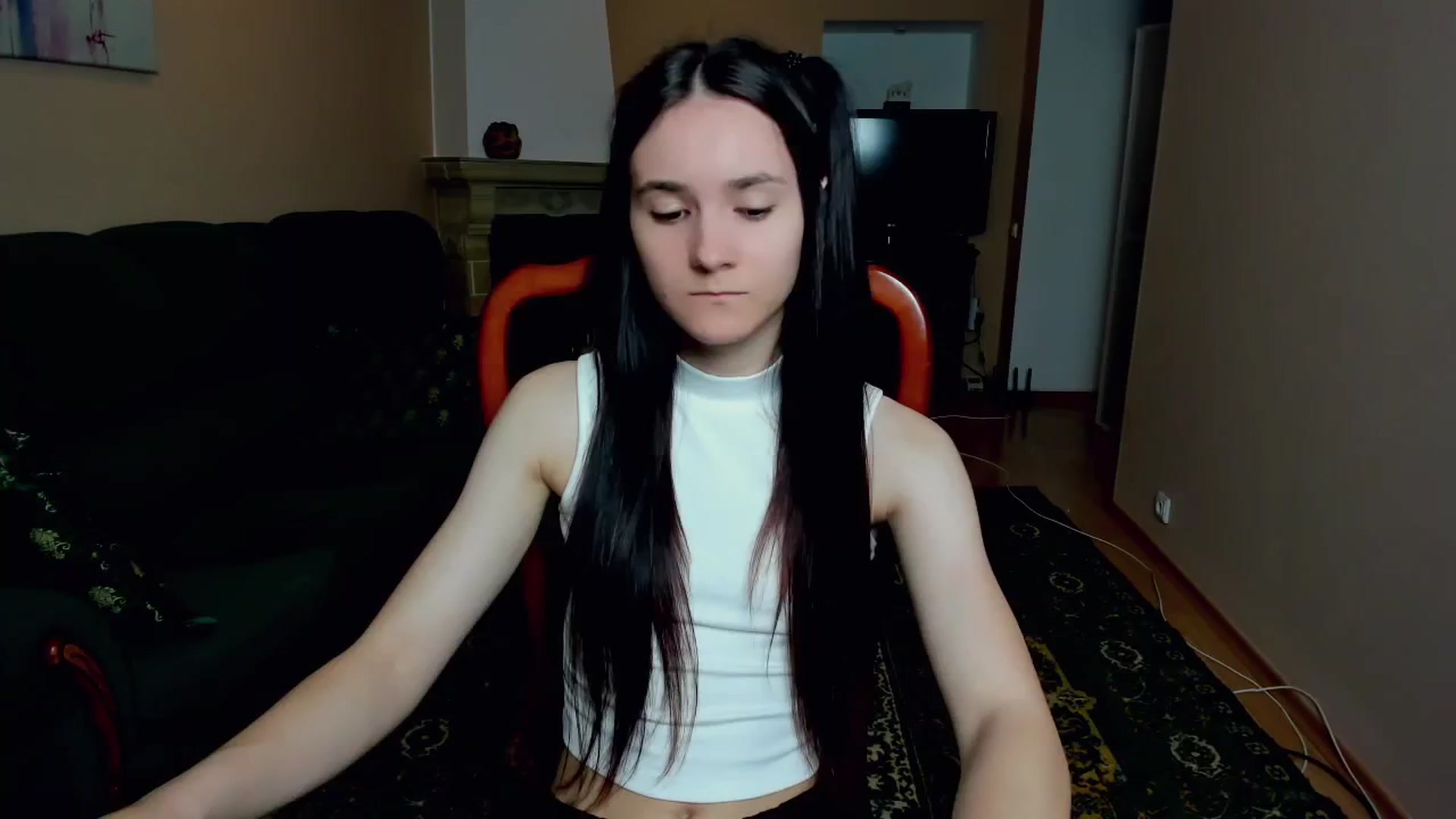 Gallery image thumbnail from Madison_Burke's myfreecams stream on, 06/05/2025, 19:59 image 16 of 20
