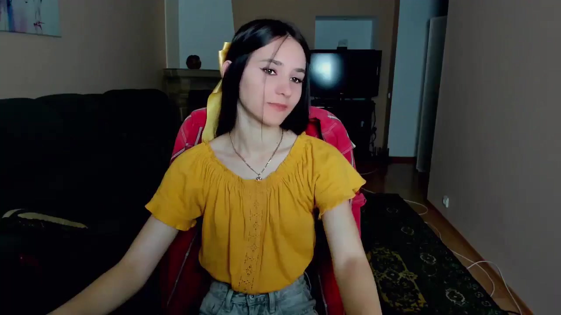 Gallery image thumbnail from Madison_Burke's myfreecams stream on, 06/23/2025, 20:03 image 12 of 20