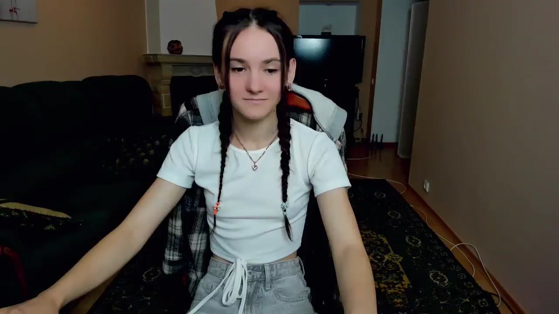 Gallery image thumbnail from Madison_Burke's myfreecams stream on, 06/30/2025, 21:17 image 17 of 20
