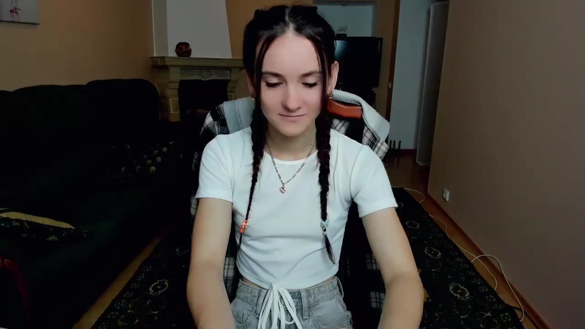Gallery image thumbnail from Madison_Burke's myfreecams stream on, 06/30/2025, 21:17 image 2 of 20
