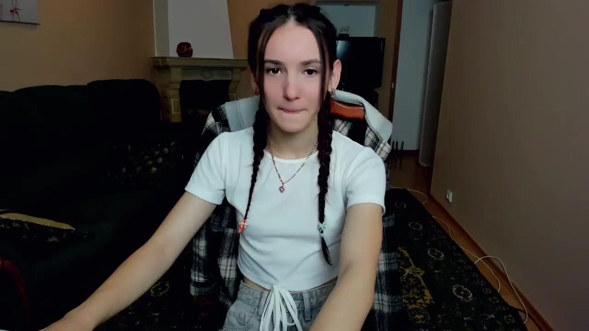 Gallery image thumbnail from Madison_Burke's myfreecams stream on, 06/30/2025, 21:17 image 4 of 20