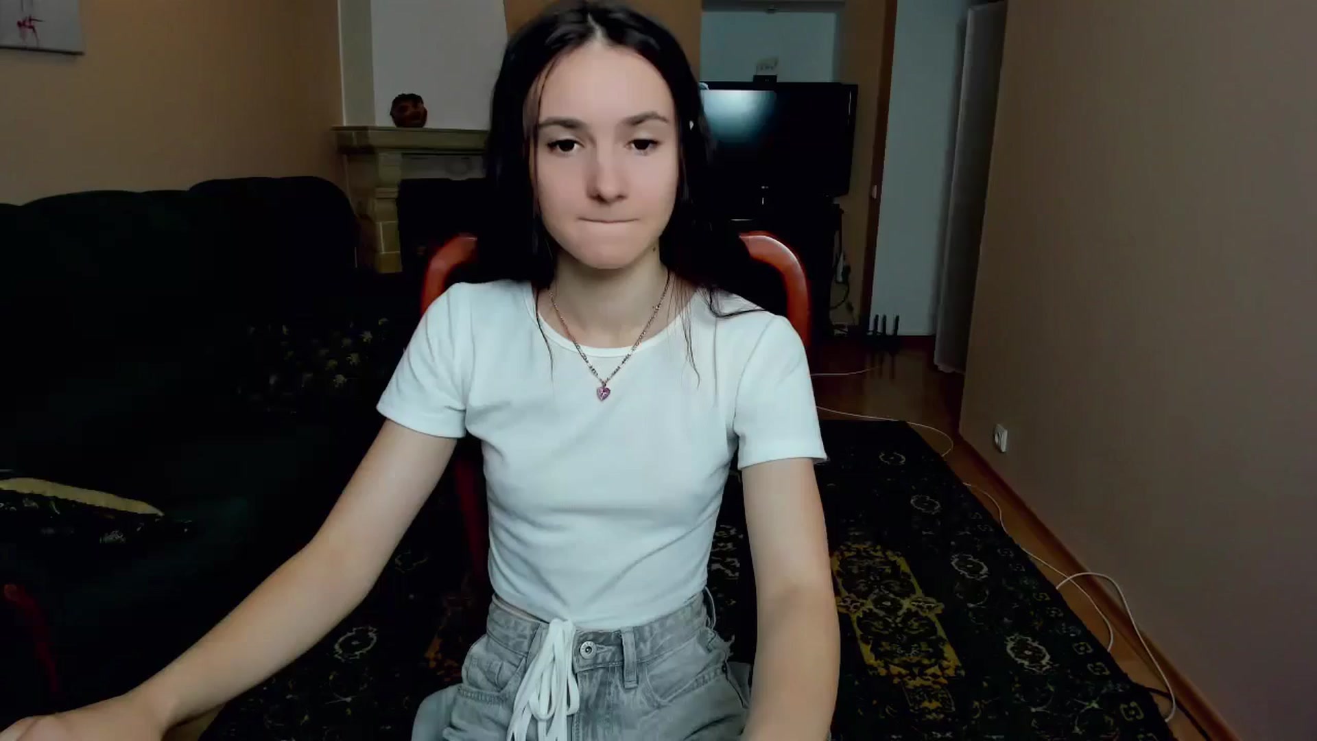 Gallery image thumbnail from Madison_Burke's myfreecams stream on, 07/01/2025, 01:31 image 18 of 20