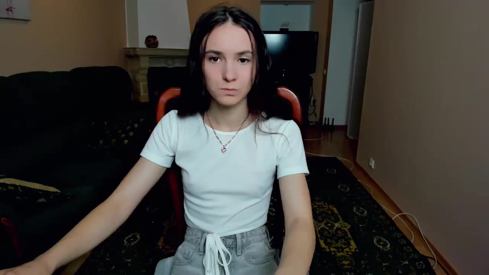 Gallery image thumbnail from Madison_Burke's myfreecams stream on, 07/01/2025, 01:31 image 6 of 20