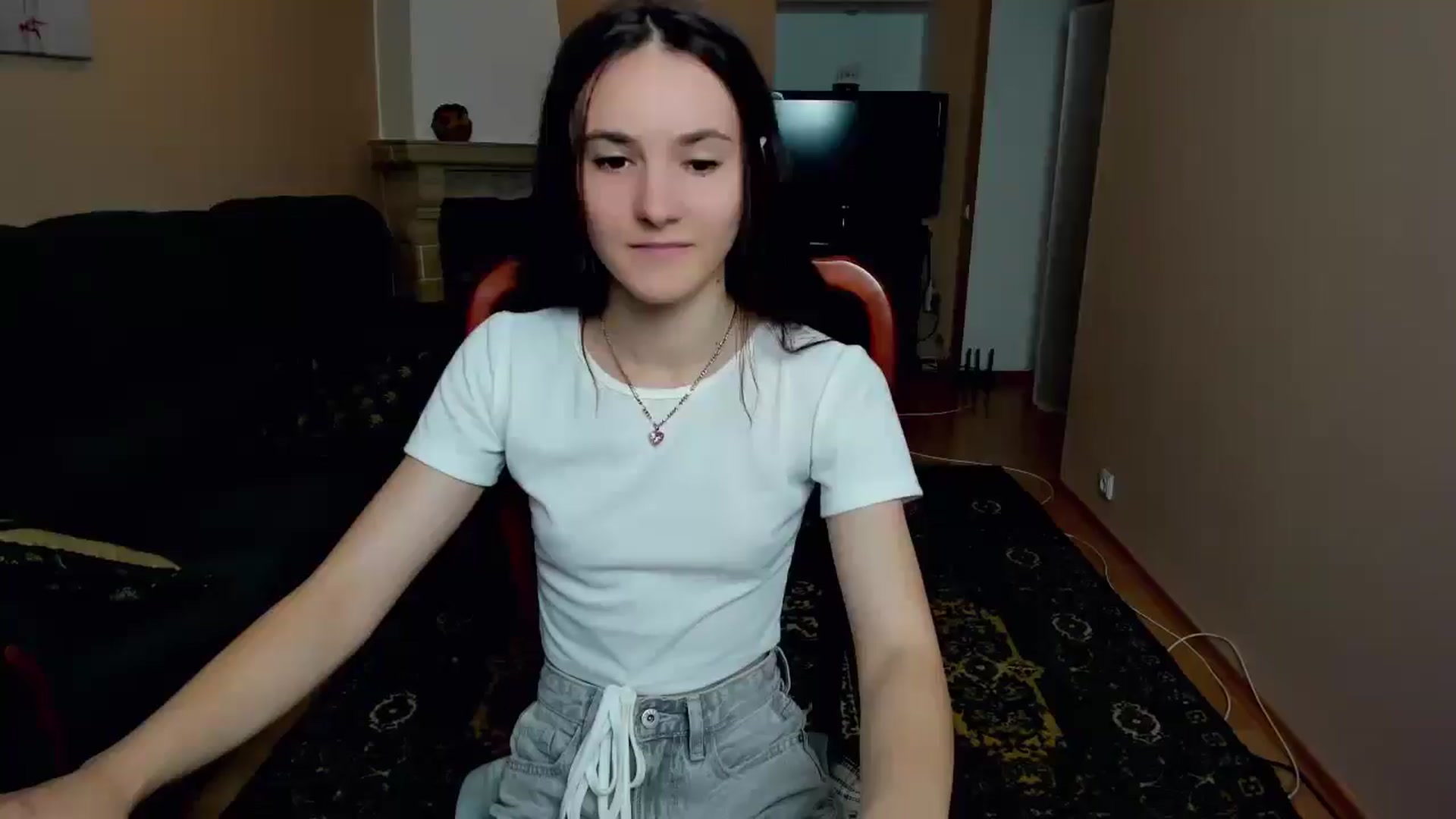 Gallery image thumbnail from Madison_Burke's myfreecams stream on, 07/01/2025, 01:31 image 17 of 20