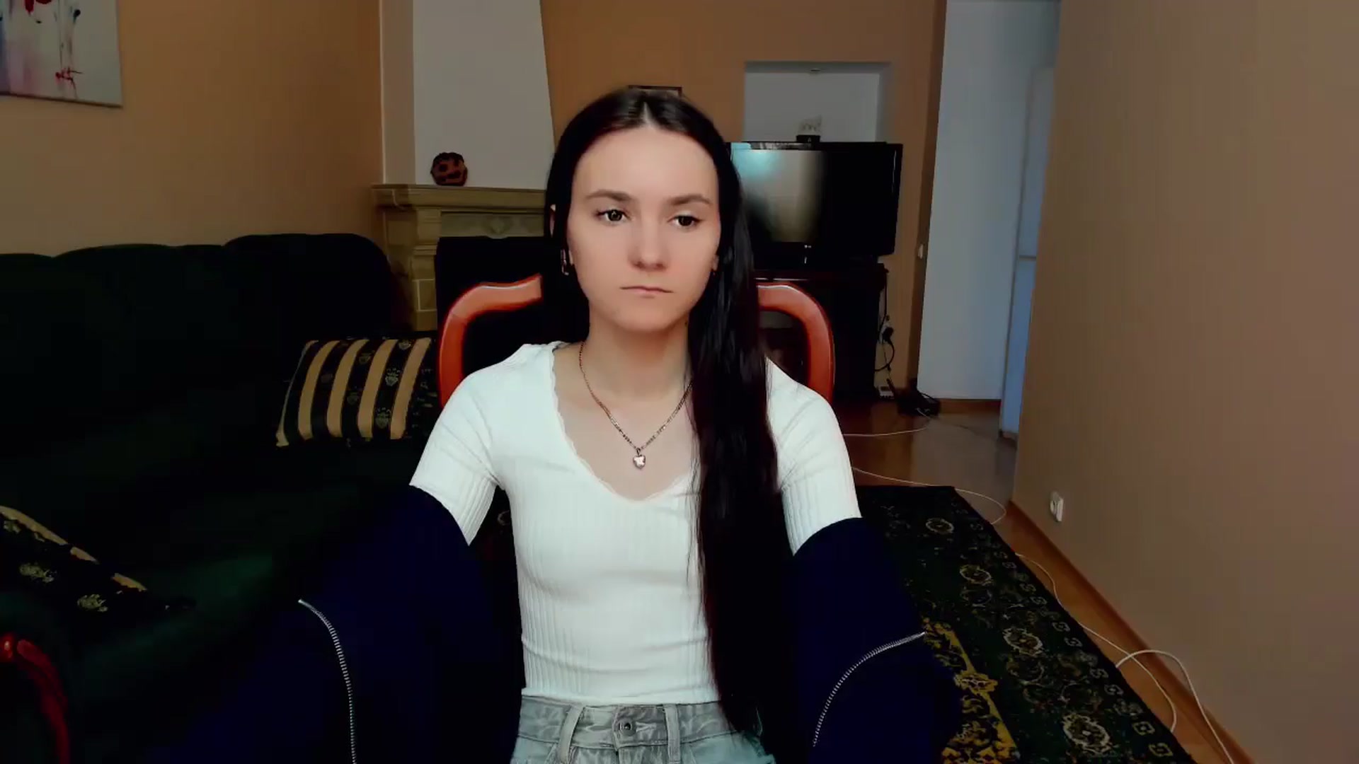 Gallery image thumbnail from Madison_Burke's myfreecams stream on, 07/02/2025, 04:07 image 14 of 20