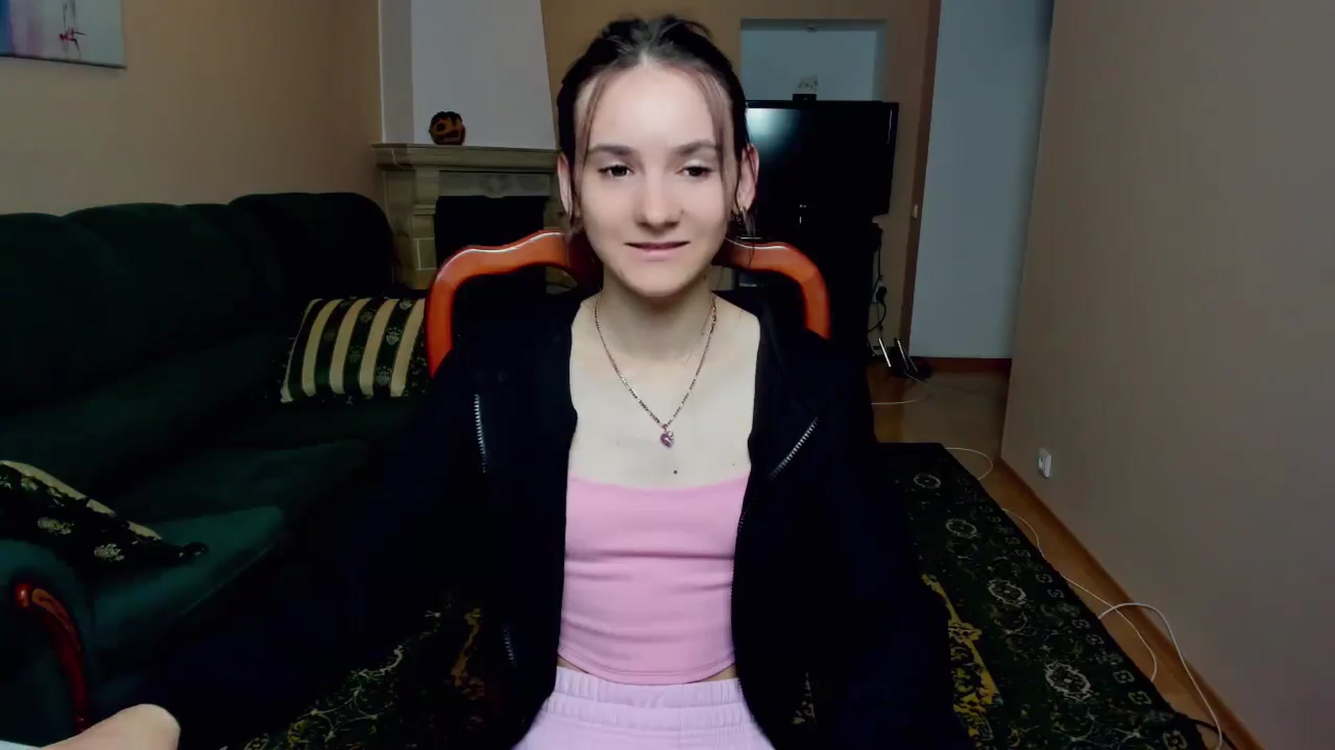 Gallery image thumbnail from Madison_Burke's myfreecams stream on, 07/02/2025, 22:41 image 17 of 20