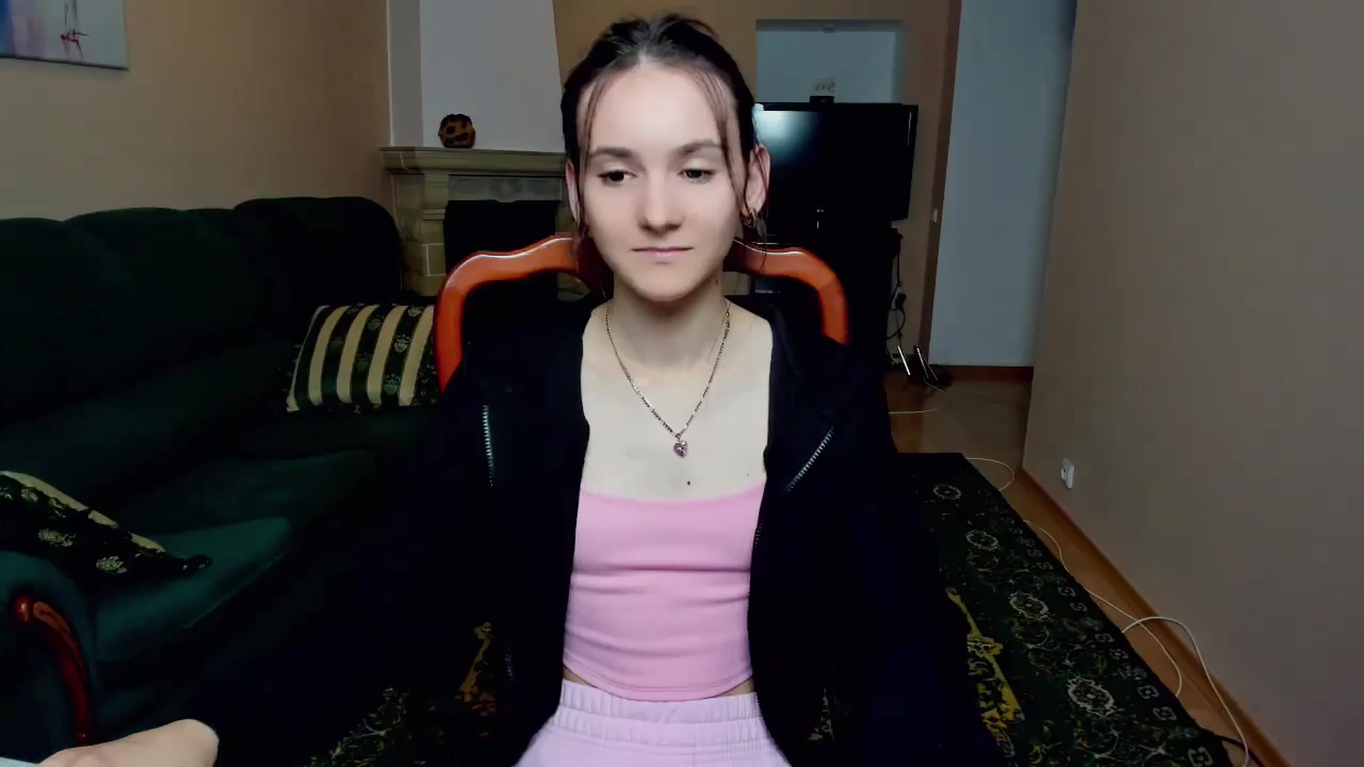 Gallery image thumbnail from Madison_Burke's myfreecams stream on, 07/02/2025, 22:41 image 16 of 20
