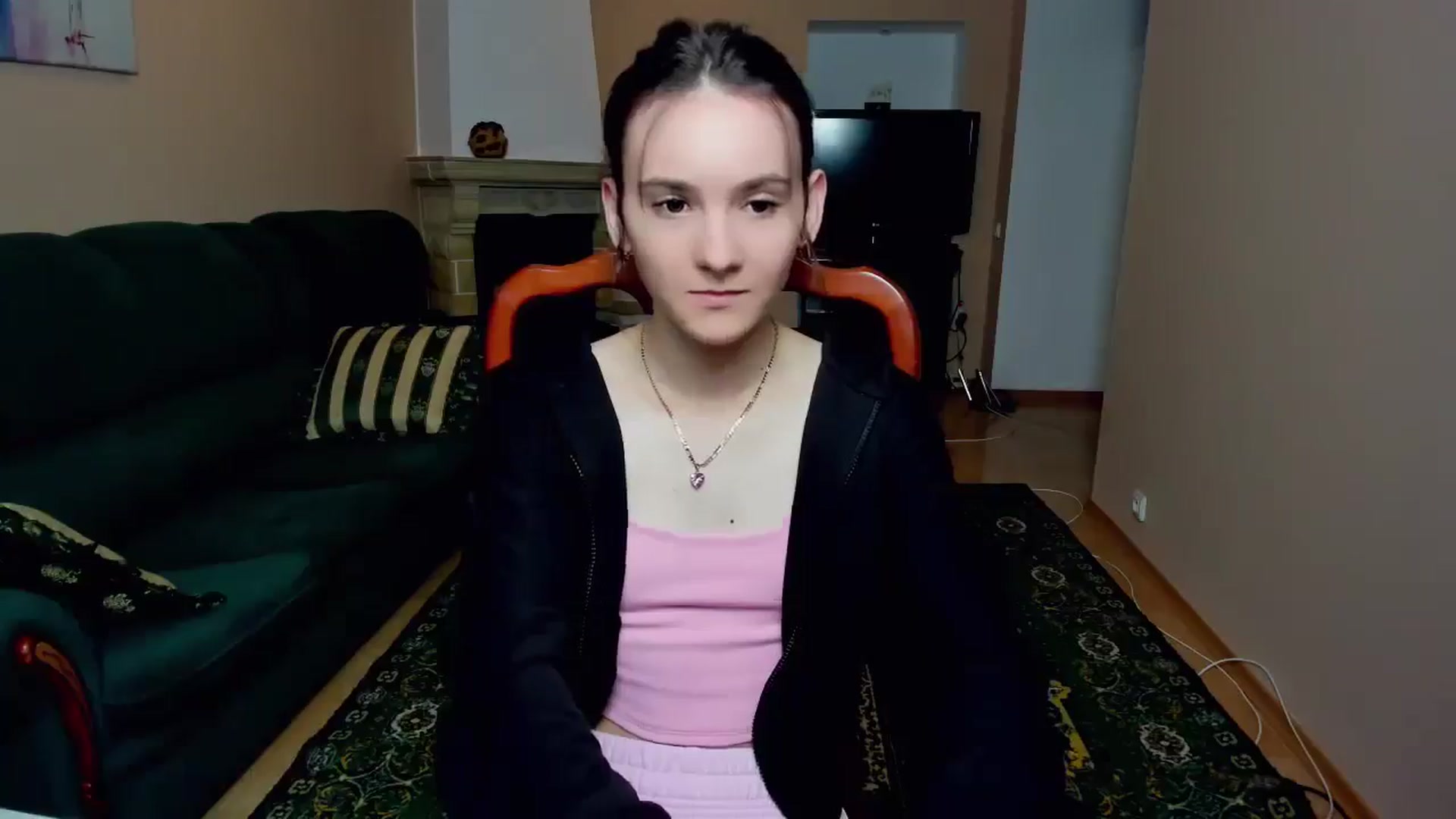 Gallery image thumbnail from Madison_Burke's myfreecams stream on, 07/03/2025, 24:03 image 9 of 20