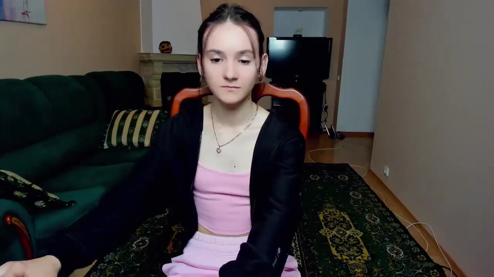 Gallery image thumbnail from Madison_Burke's myfreecams stream on, 07/03/2025, 01:40 image 12 of 20