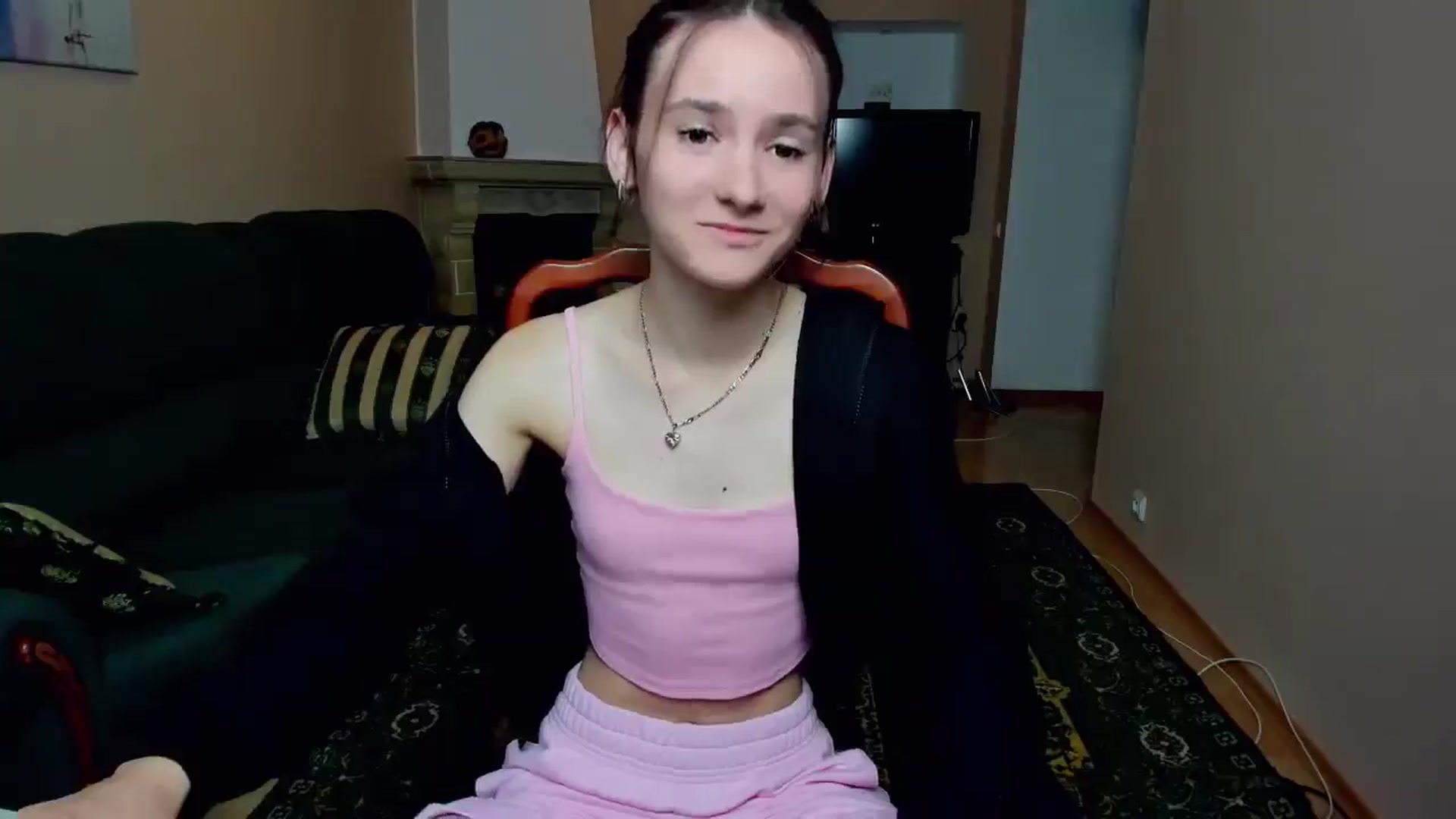 Gallery image thumbnail from Madison_Burke's myfreecams stream on, 07/03/2025, 01:40 image 9 of 20