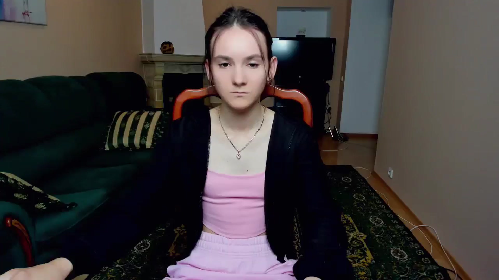 Gallery image thumbnail from Madison_Burke's myfreecams stream on, 07/03/2025, 01:40 image 16 of 20