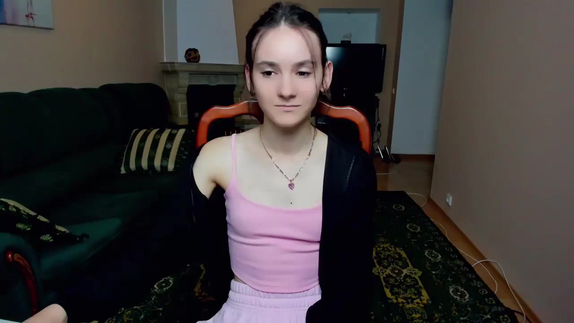 Gallery image thumbnail from Madison_Burke's myfreecams stream on, 07/03/2025, 01:40 image 5 of 20