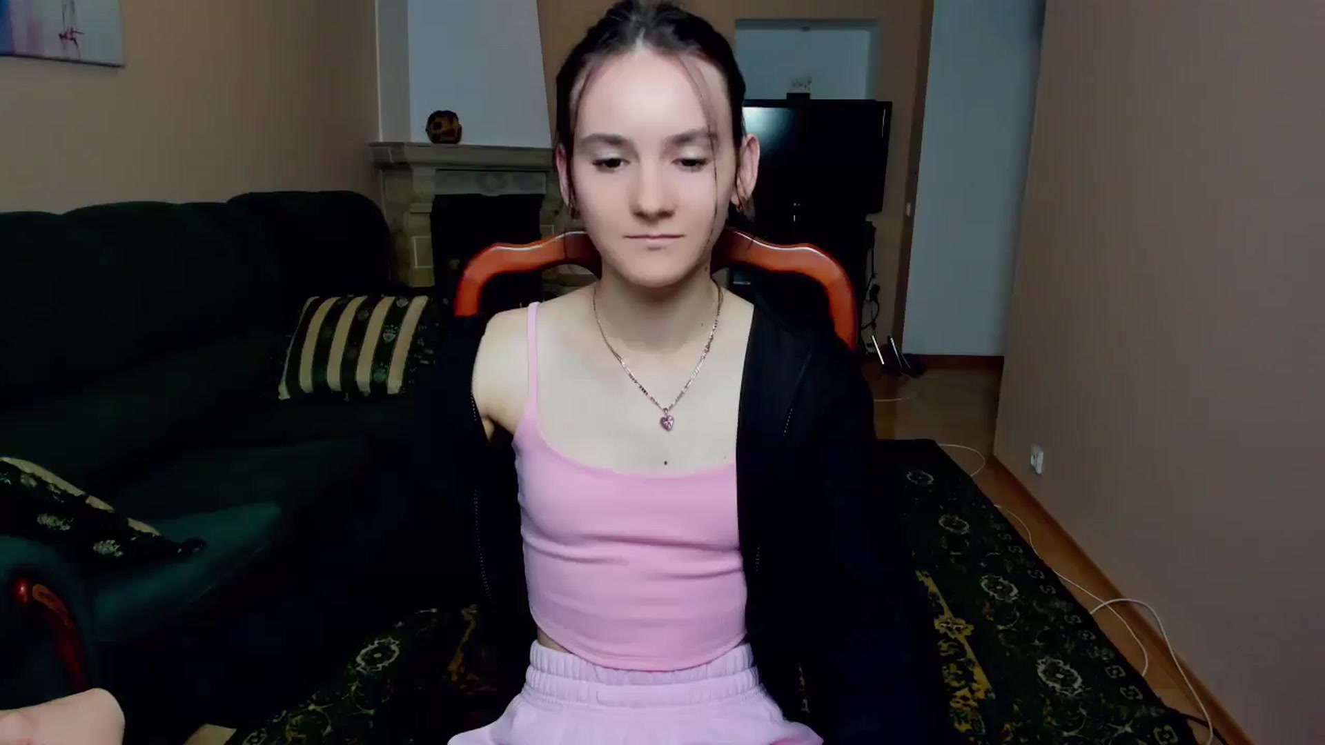 Gallery image thumbnail from Madison_Burke's myfreecams stream on, 07/03/2025, 01:40 image 3 of 20