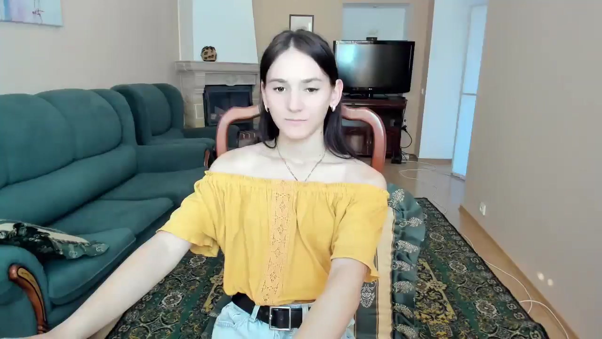 Gallery image thumbnail from Madison_Burke's myfreecams stream on, 07/07/2025, 03:57 image 7 of 20