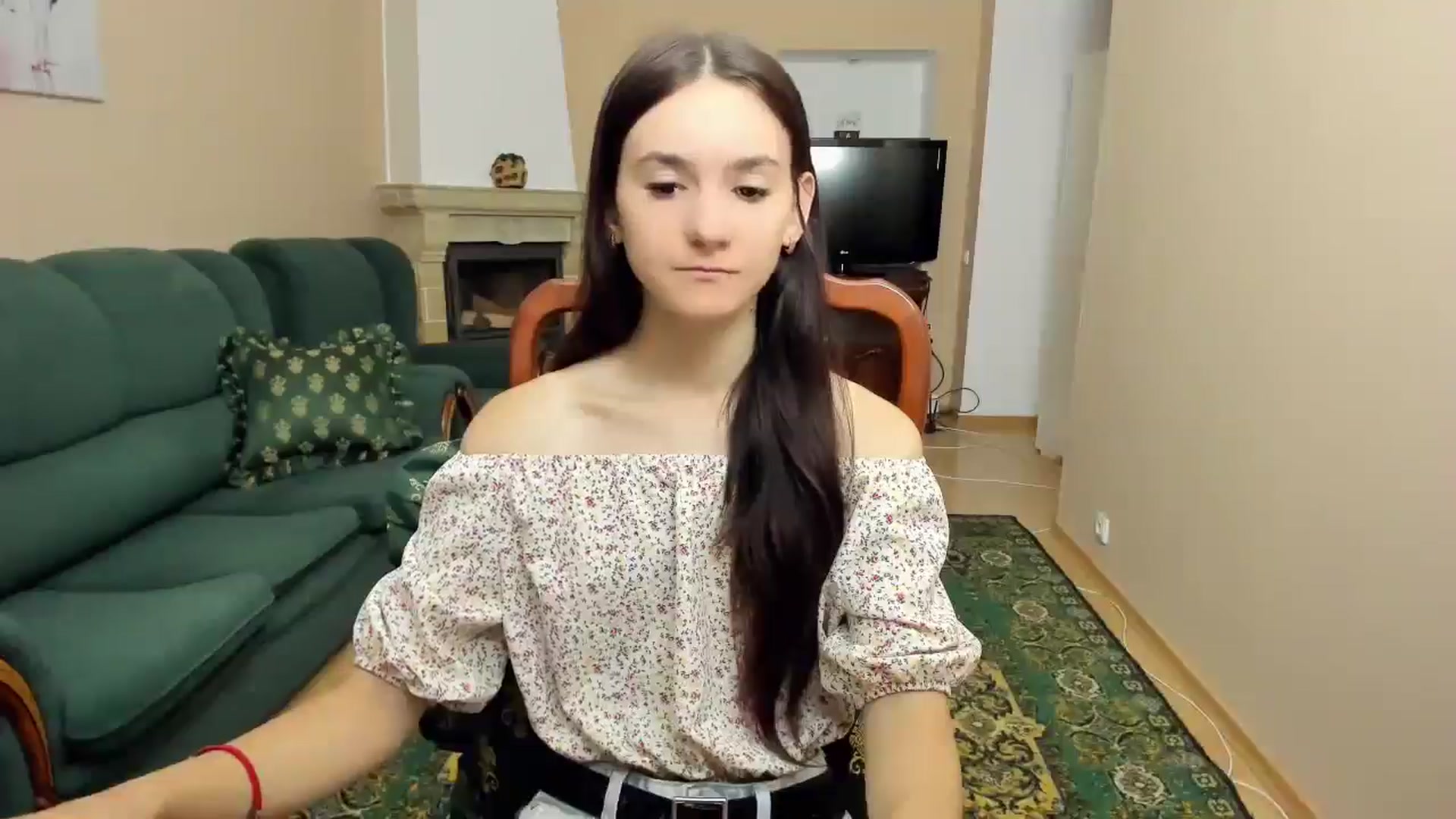 Gallery image thumbnail from Madison_Burke's myfreecams stream on, 08/03/2025, 22:09 image 18 of 20