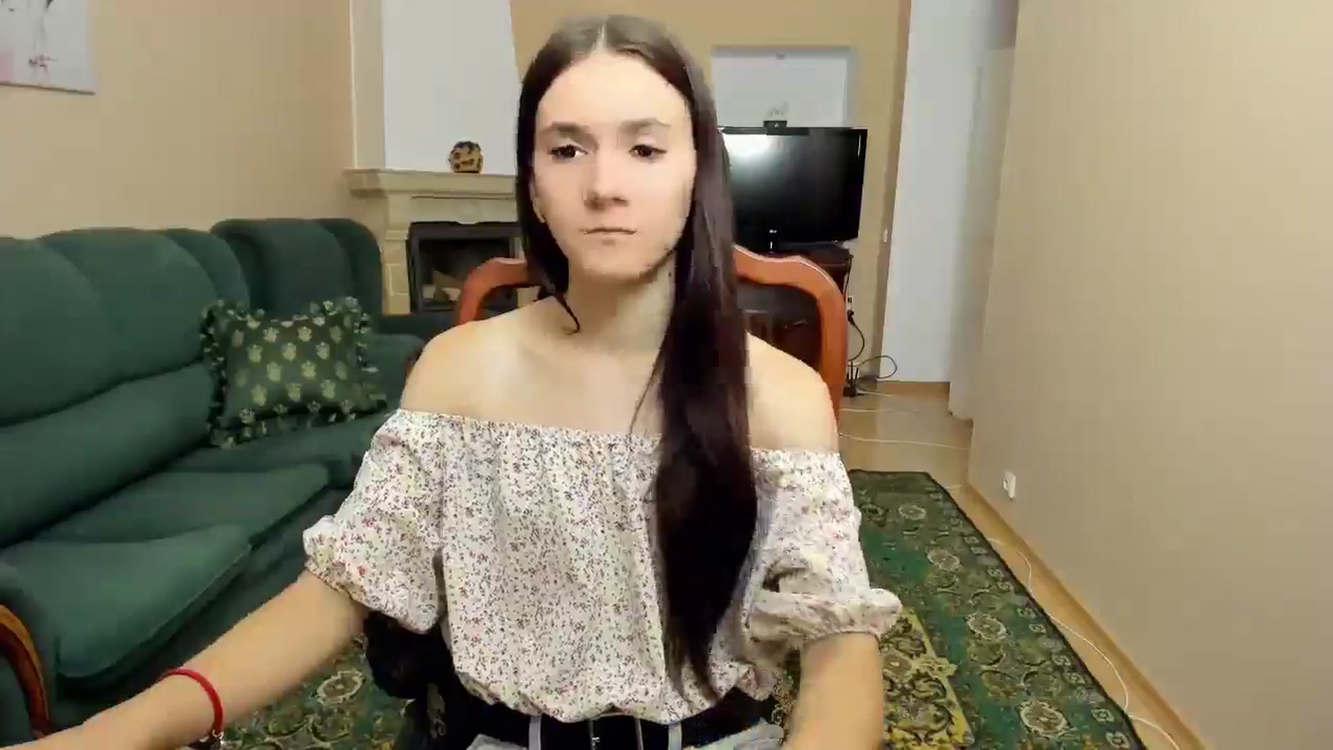 Gallery image thumbnail from Madison_Burke's myfreecams stream on, 08/03/2025, 22:41 image 14 of 20