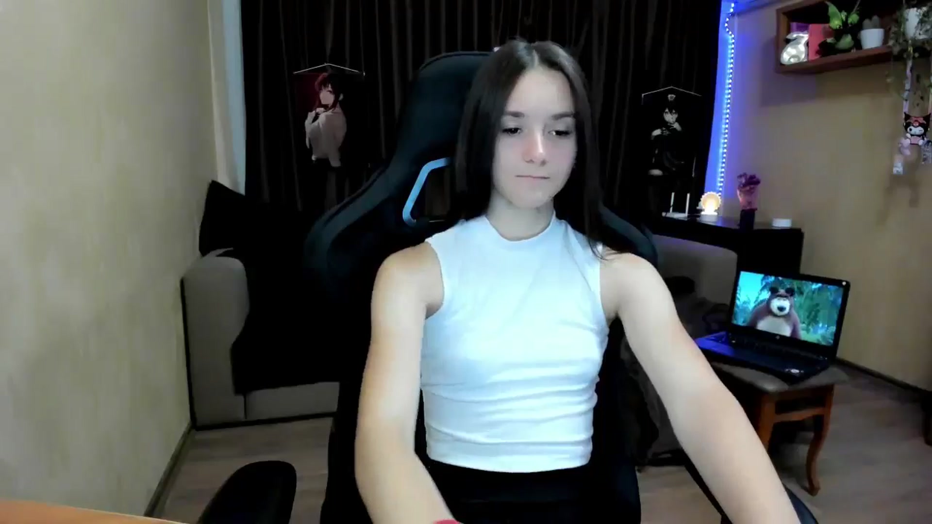 Gallery image thumbnail from Madison_Burke's myfreecams stream on, 08/13/2025, 19:09 image 4 of 20