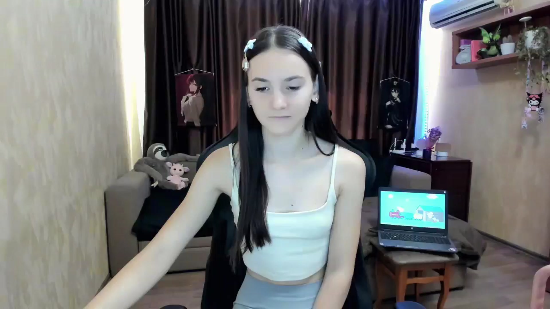 Gallery image thumbnail from Madison_Burke's myfreecams stream on, 08/15/2025, 11:31 image 1 of 20
