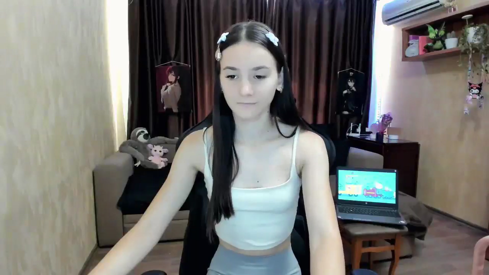 Gallery image thumbnail from Madison_Burke's myfreecams stream on, 08/15/2025, 11:31 image 3 of 20