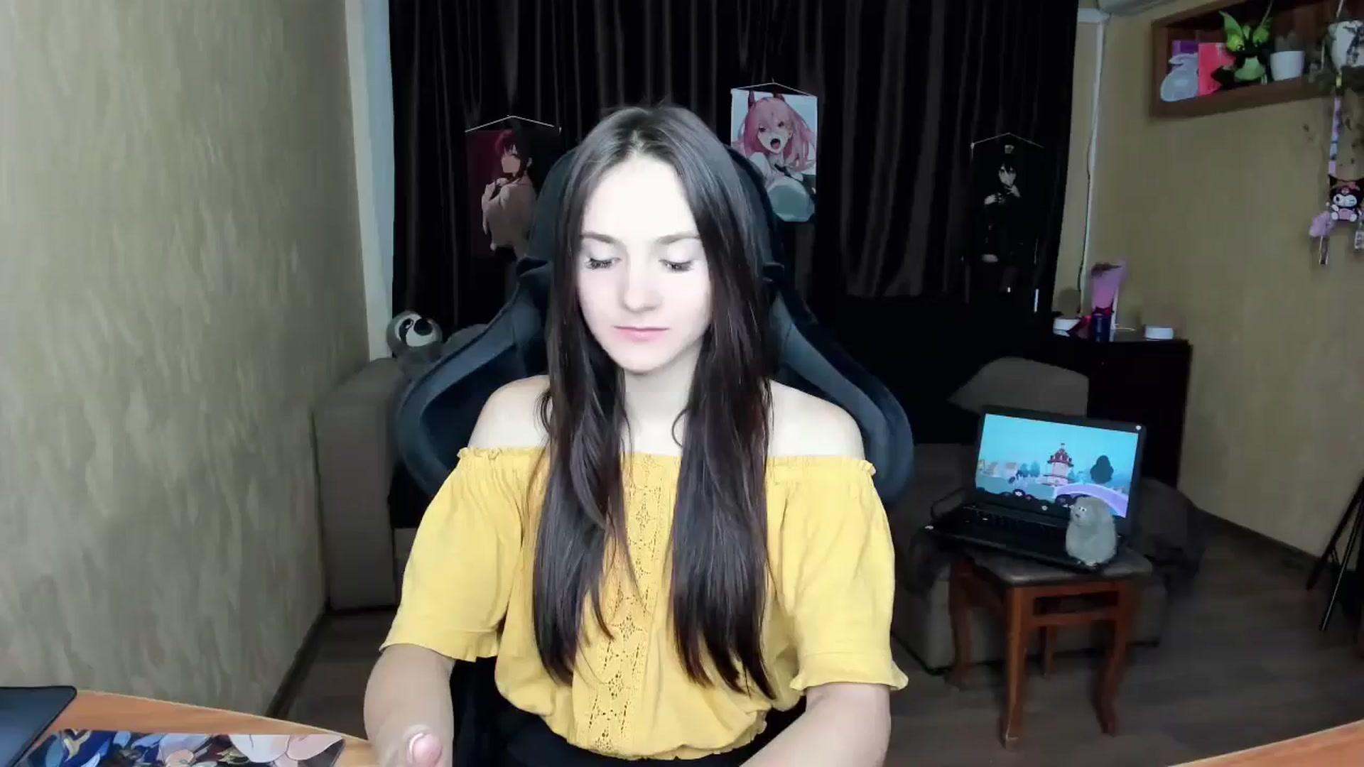 Gallery image thumbnail from Madison_Burke's myfreecams stream on, 08/18/2025, 17:02 image 15 of 20