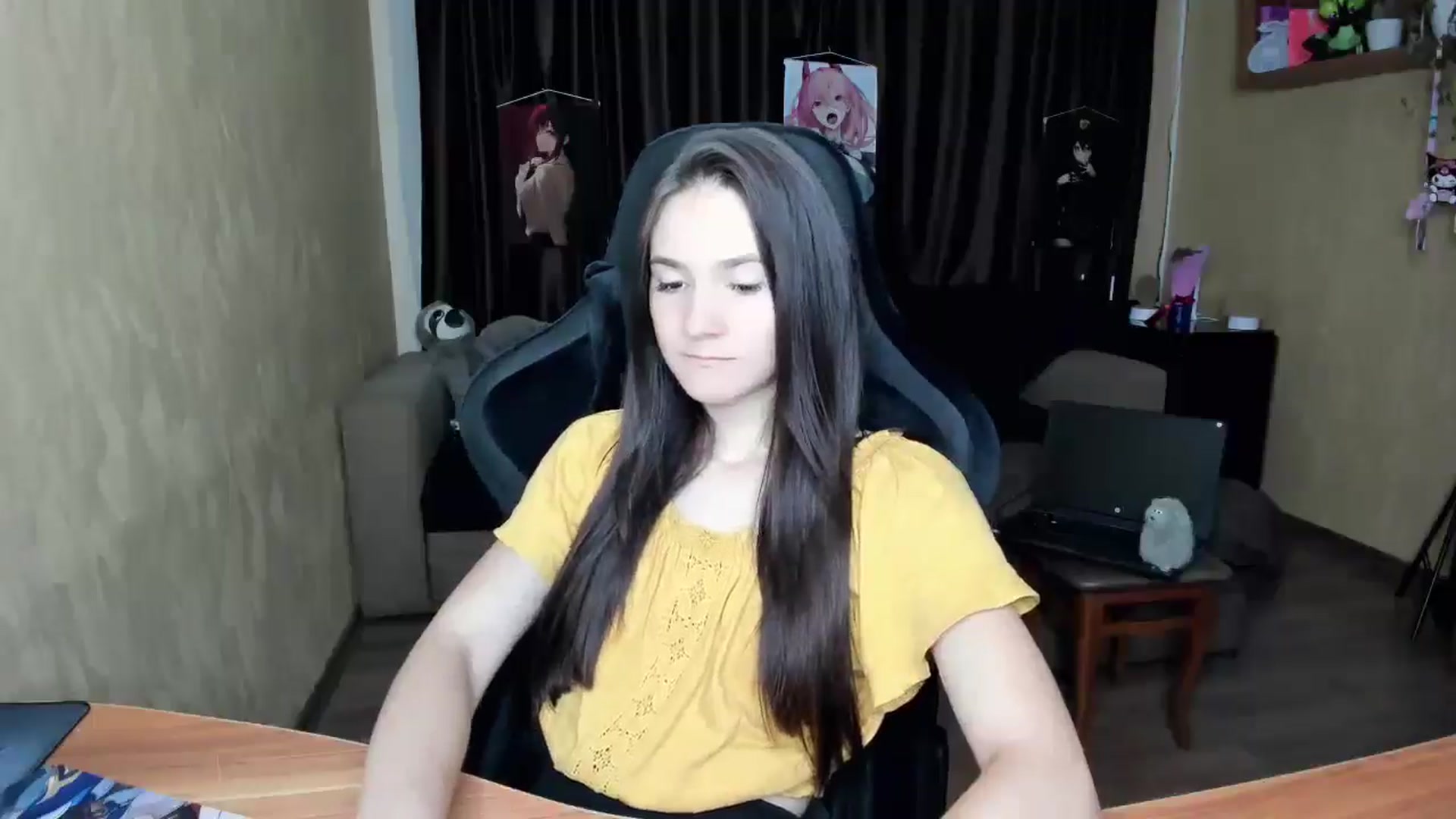 Gallery image thumbnail from Madison_Burke's myfreecams stream on, 08/18/2025, 19:16 image 3 of 20