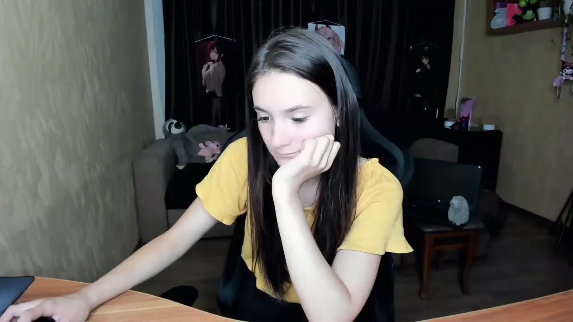 Gallery image thumbnail from Madison_Burke's myfreecams stream on, 08/18/2025, 19:16 image 18 of 20