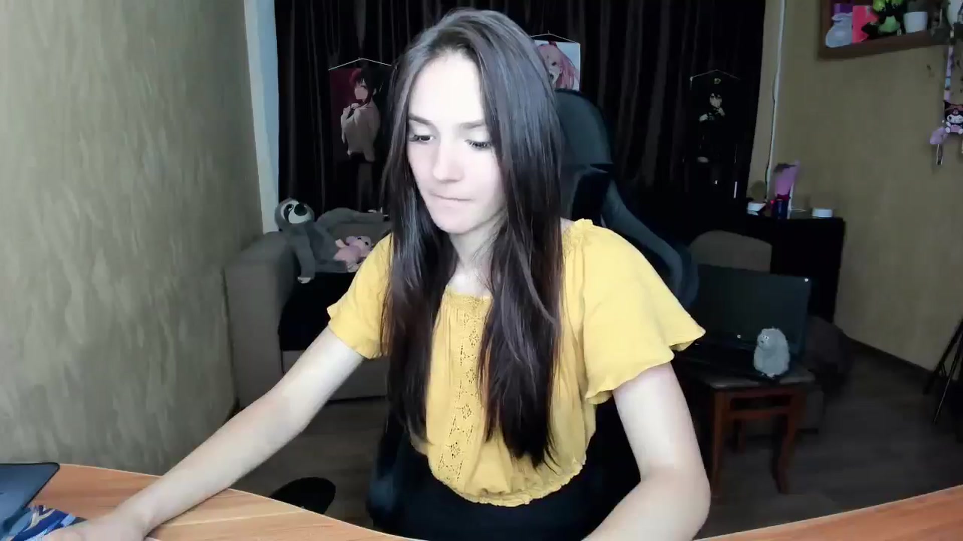 Gallery image thumbnail from Madison_Burke's myfreecams stream on, 08/18/2025, 19:16 image 11 of 20
