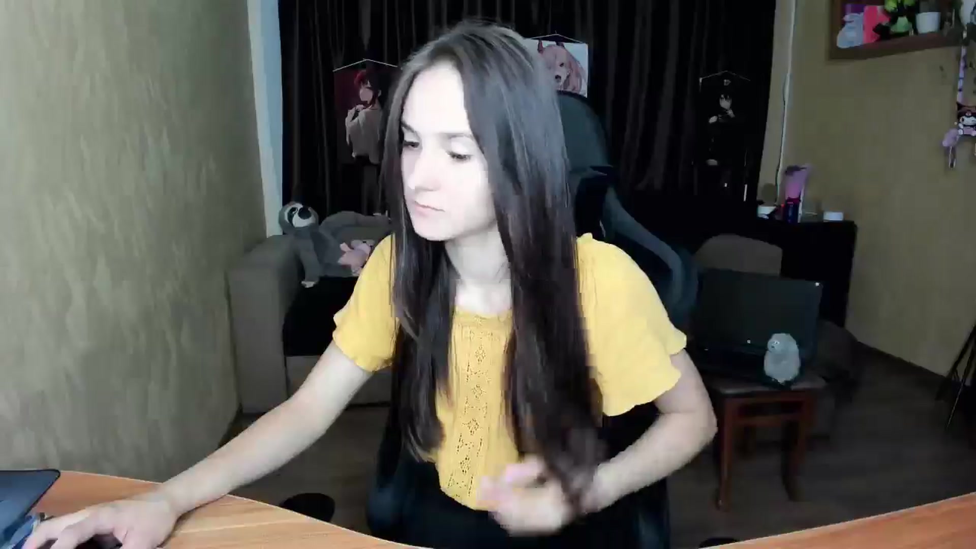 Gallery image thumbnail from Madison_Burke's myfreecams stream on, 08/18/2025, 19:16 image 14 of 20