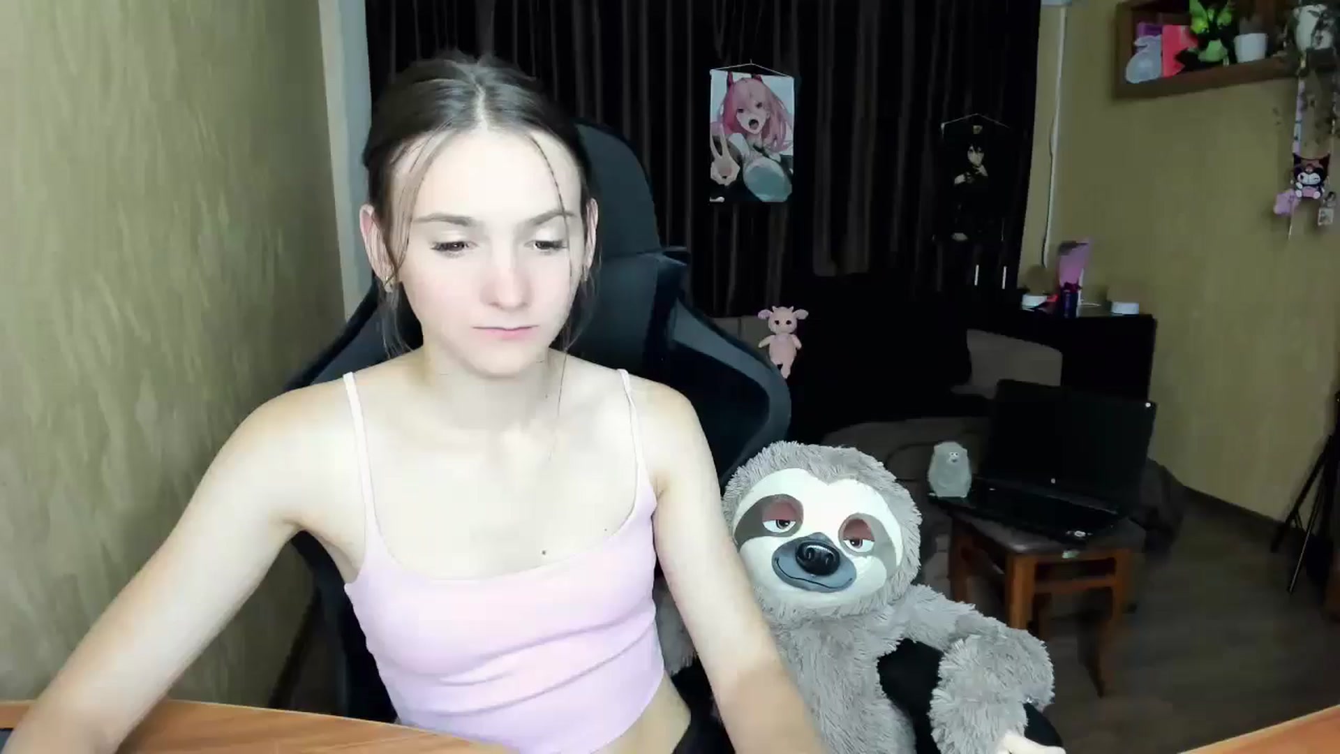 Gallery image thumbnail from Madison_Burke's myfreecams stream on, 08/19/2025, 19:15 image 17 of 20