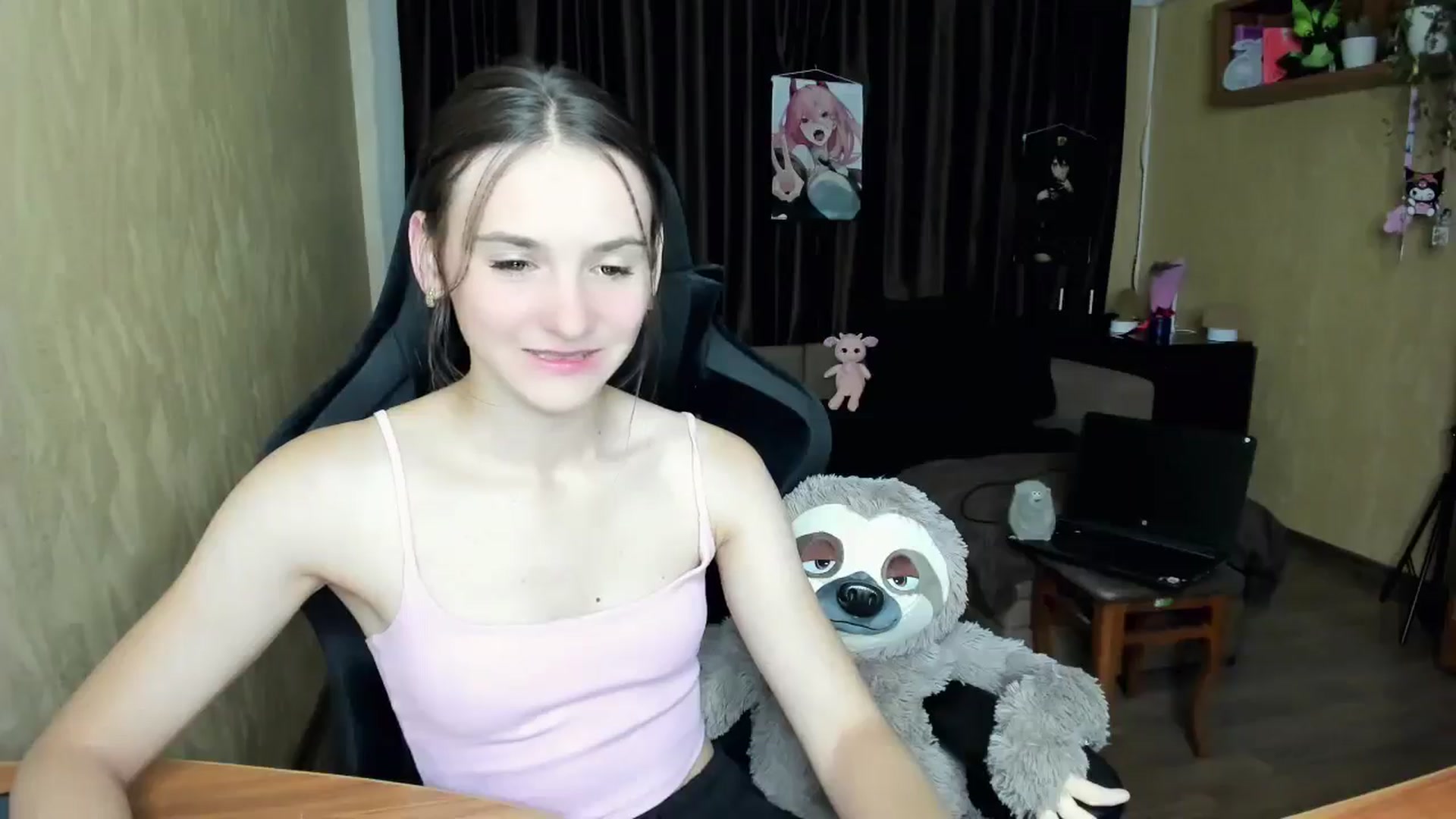 Gallery image thumbnail from Madison_Burke's myfreecams stream on, 08/19/2025, 19:15 image 9 of 20