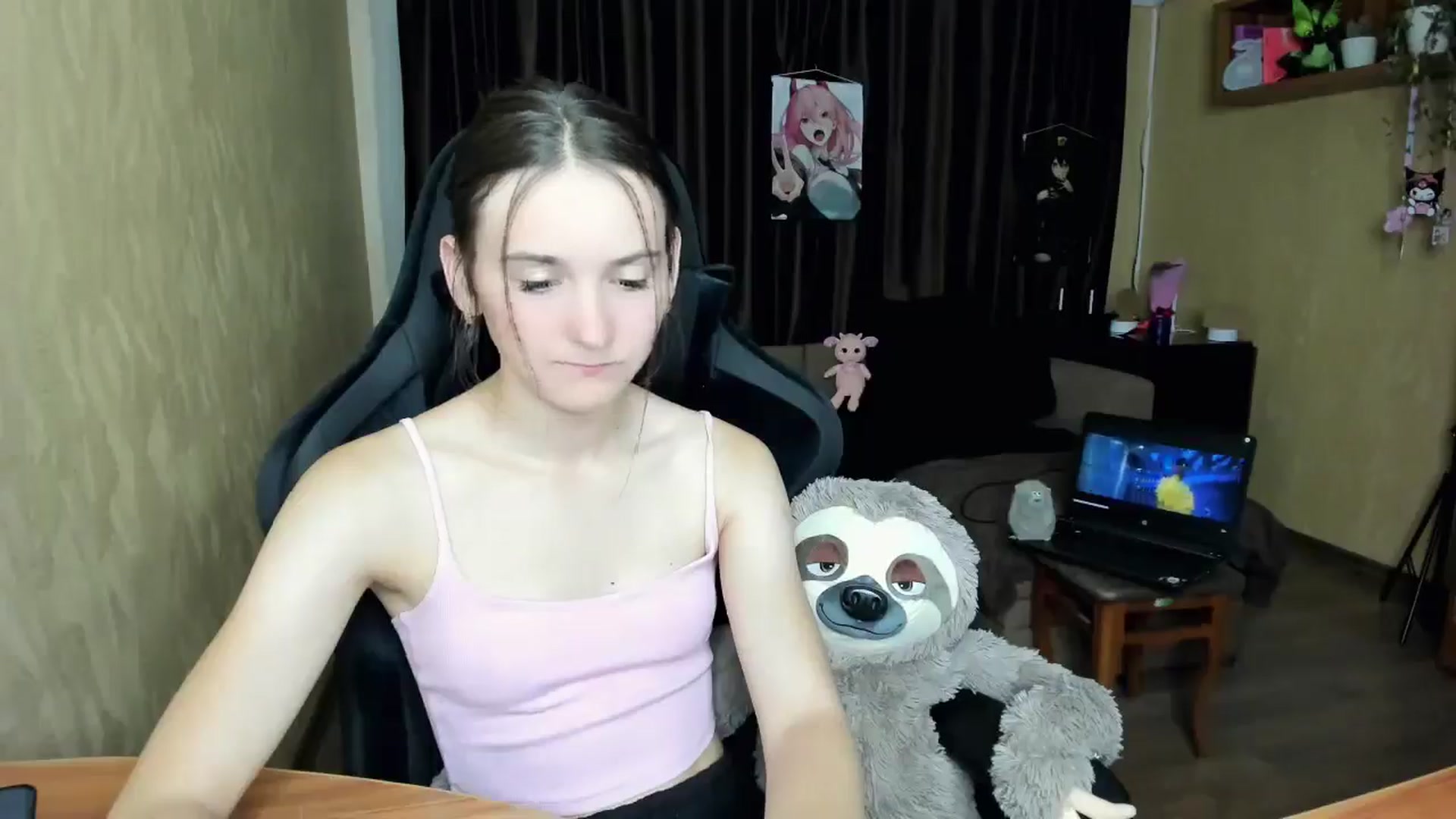 Gallery image thumbnail from Madison_Burke's myfreecams stream on, 08/19/2025, 19:15 image 4 of 20