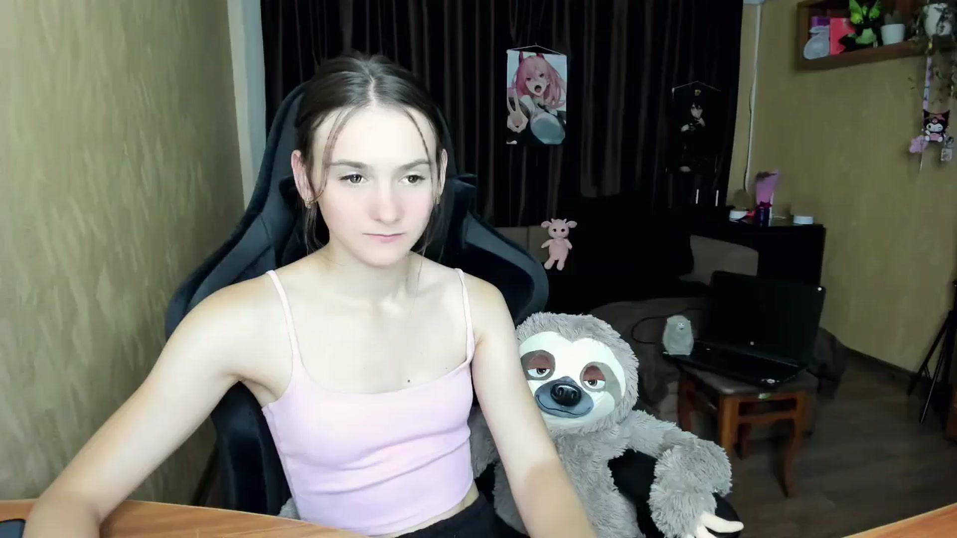 Gallery image thumbnail from Madison_Burke's myfreecams stream on, 08/19/2025, 19:15 image 10 of 20