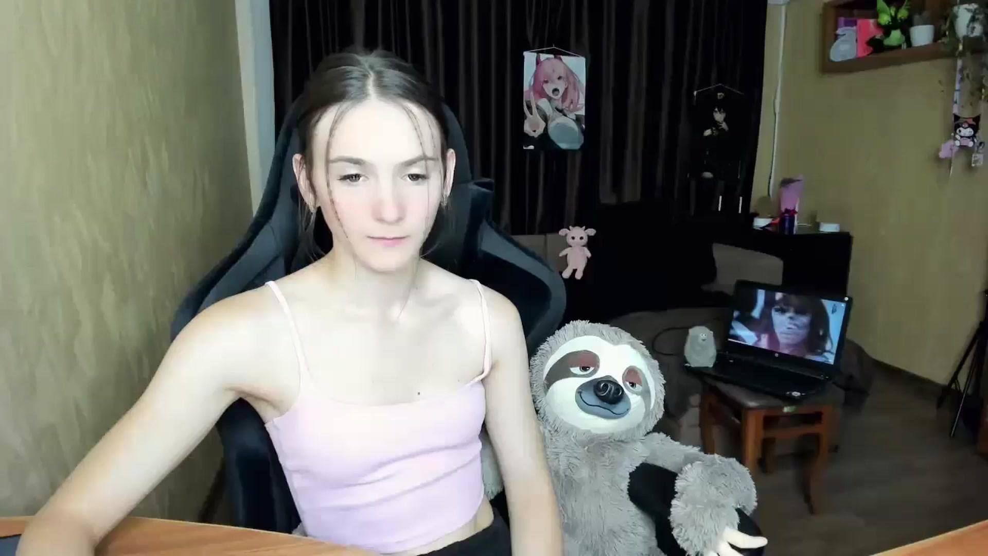 Gallery image thumbnail from Madison_Burke's myfreecams stream on, 08/19/2025, 19:15 image 1 of 20