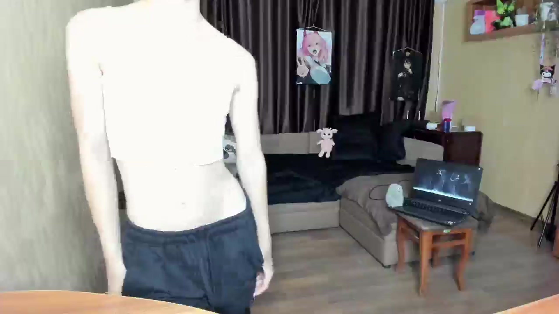 Gallery image thumbnail from Madison_Burke's myfreecams stream on, 08/19/2025, 20:24 image 15 of 20