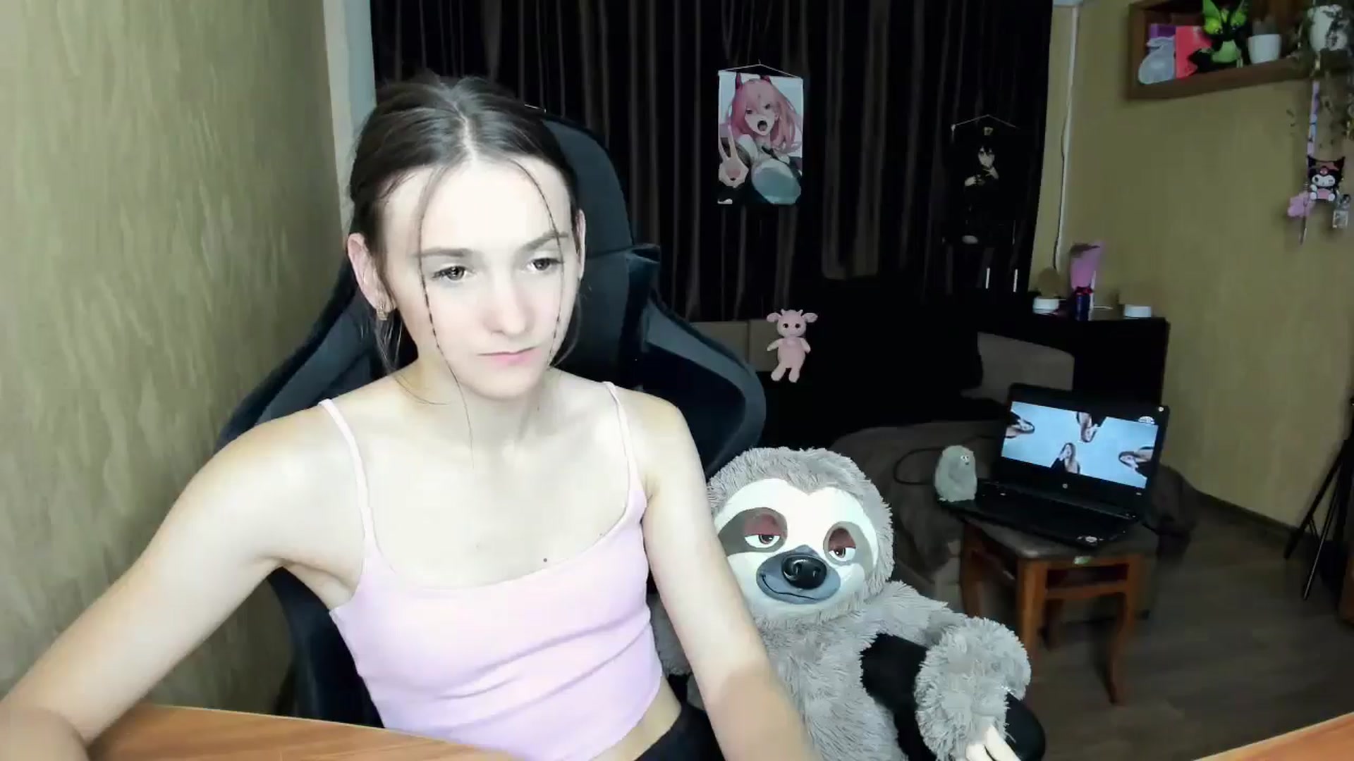 Gallery image thumbnail from Madison_Burke's myfreecams stream on, 08/19/2025, 20:24 image 3 of 20
