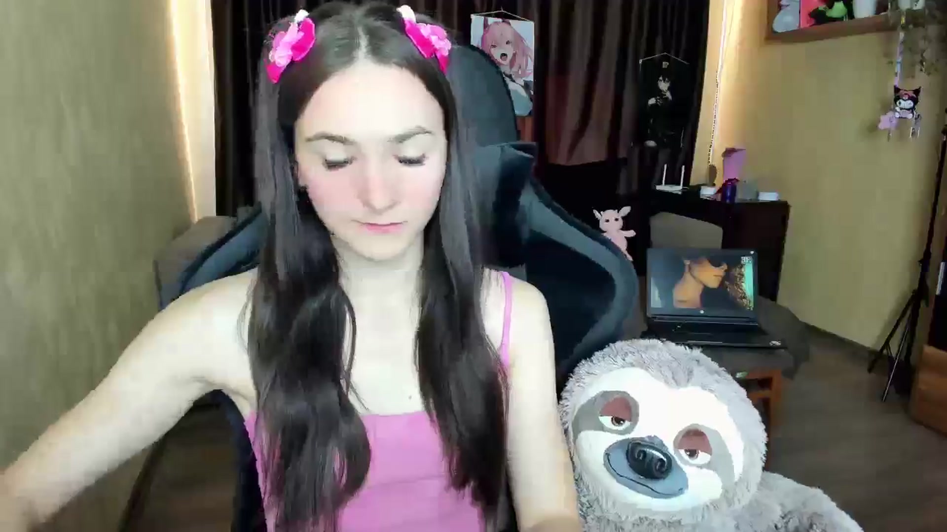 Gallery image thumbnail from Madison_Burke's myfreecams stream on, 08/21/2025, 11:26 image 3 of 20