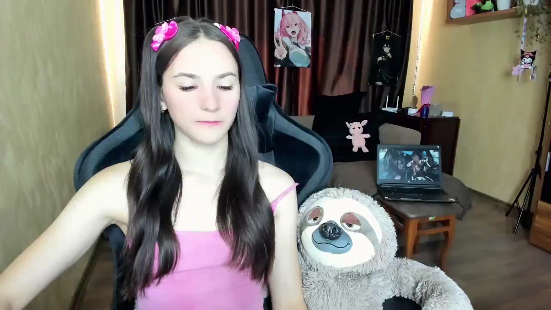 Gallery image thumbnail from Madison_Burke's myfreecams stream on, 08/21/2025, 11:26 image 16 of 20