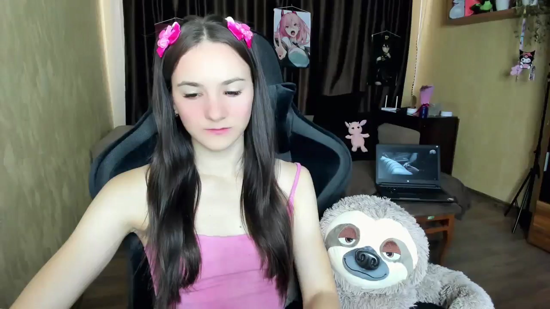 Gallery image thumbnail from Madison_Burke's myfreecams stream on, 08/21/2025, 11:26 image 7 of 20