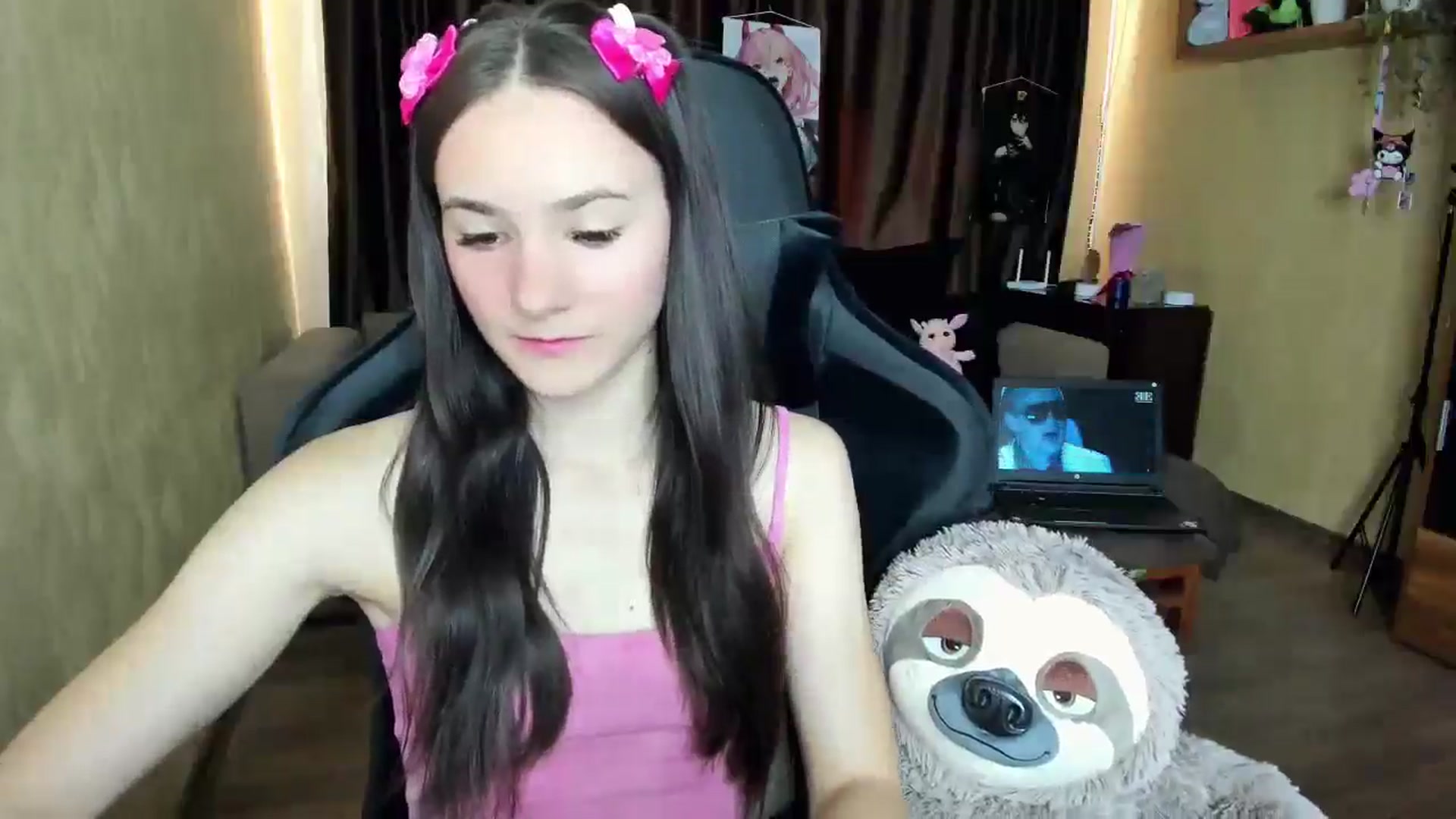 Gallery image thumbnail from Madison_Burke's myfreecams stream on, 08/21/2025, 11:26 image 2 of 20