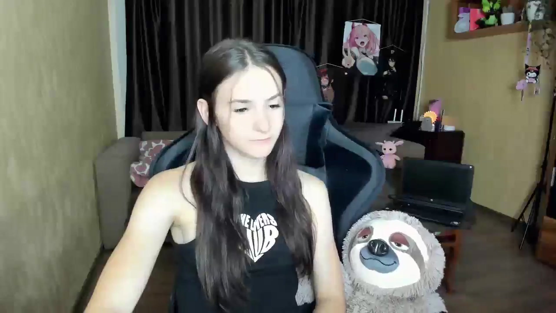 Gallery image thumbnail from Madison_Burke's myfreecams stream on, 08/25/2025, 17:46 image 17 of 20