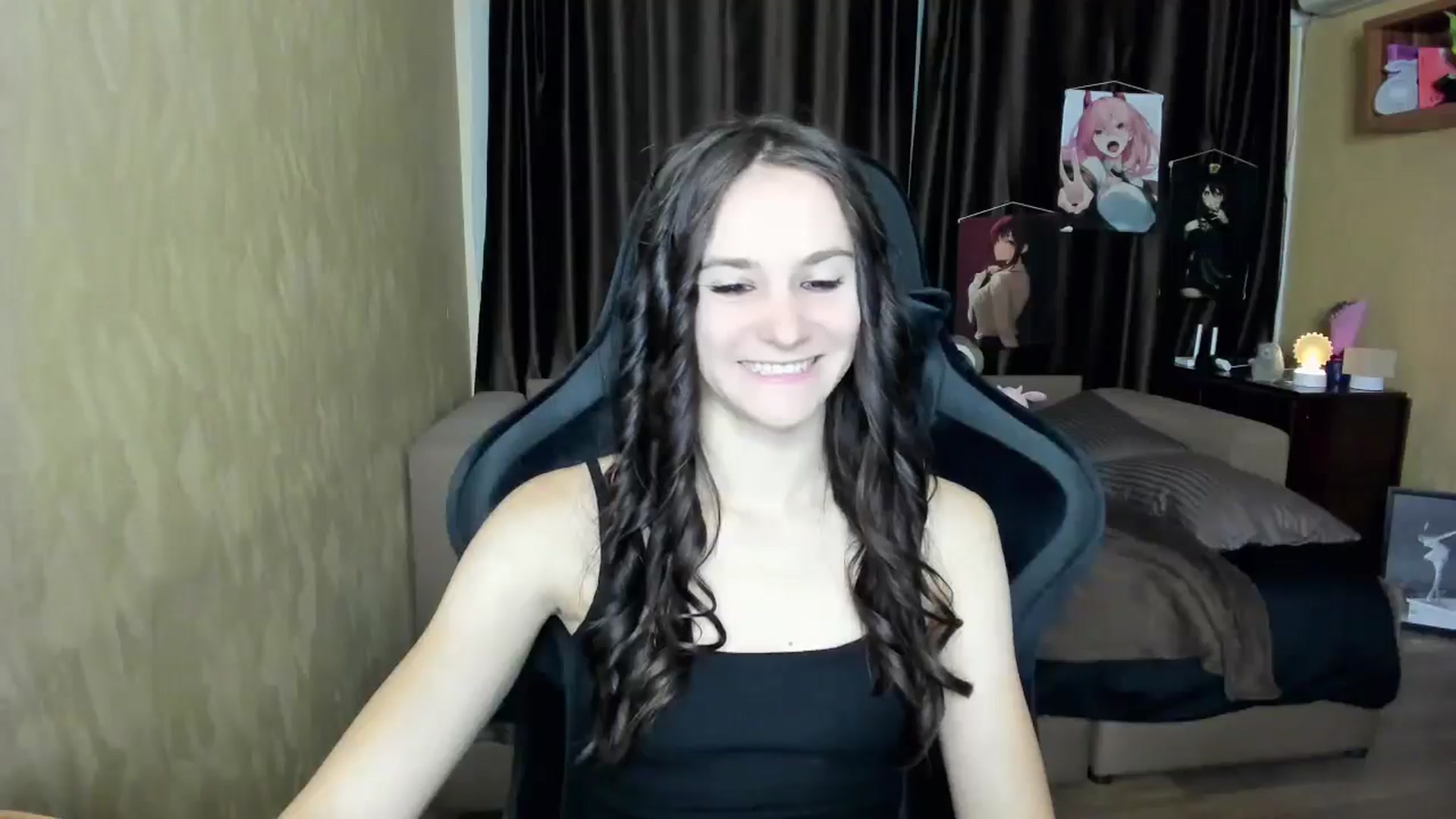 Gallery image thumbnail from Madison_Burke's myfreecams stream on, 08/27/2025, 18:25 image 17 of 20