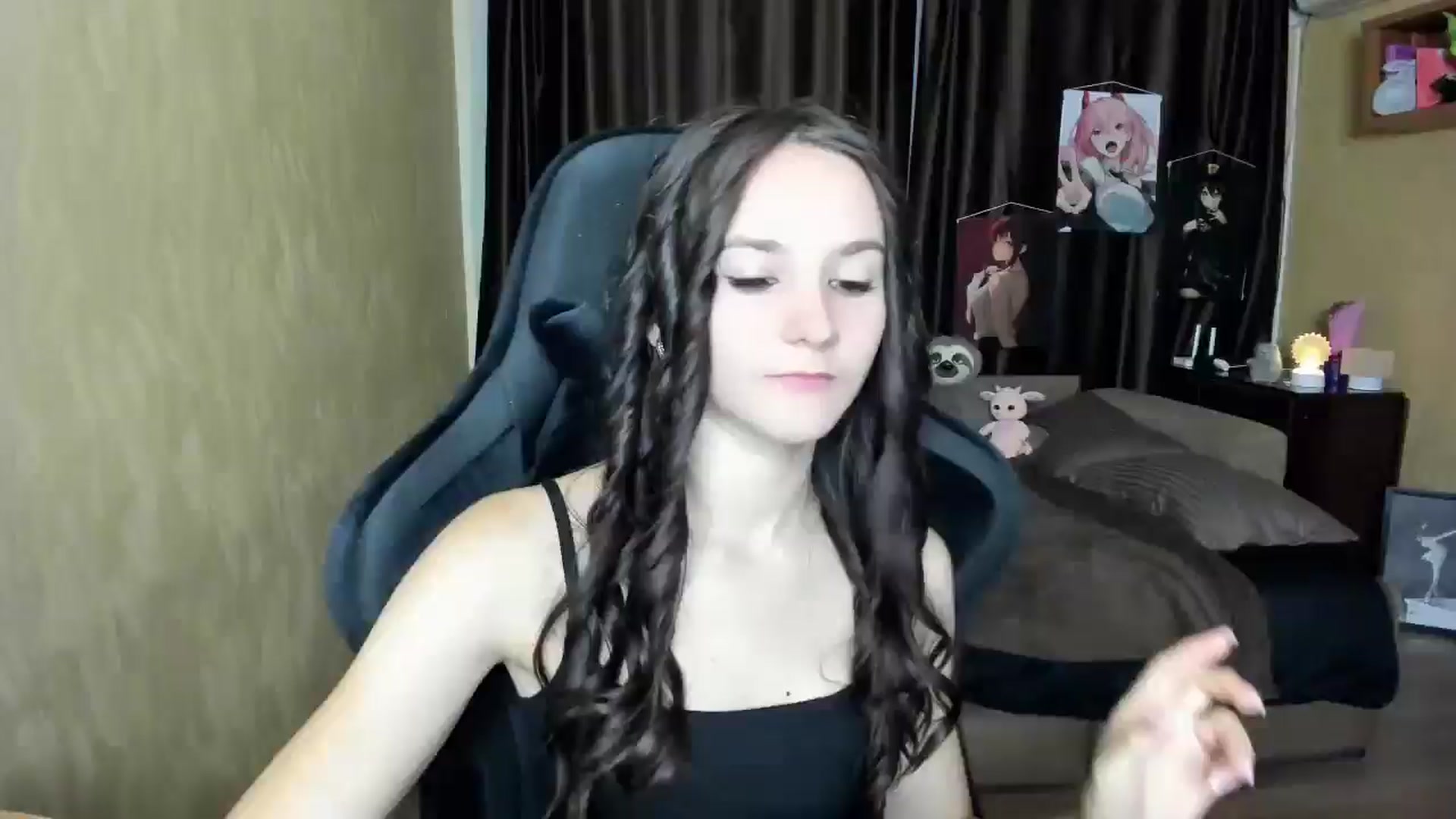 Gallery image thumbnail from Madison_Burke's myfreecams stream on, 08/27/2025, 18:25 image 1 of 20