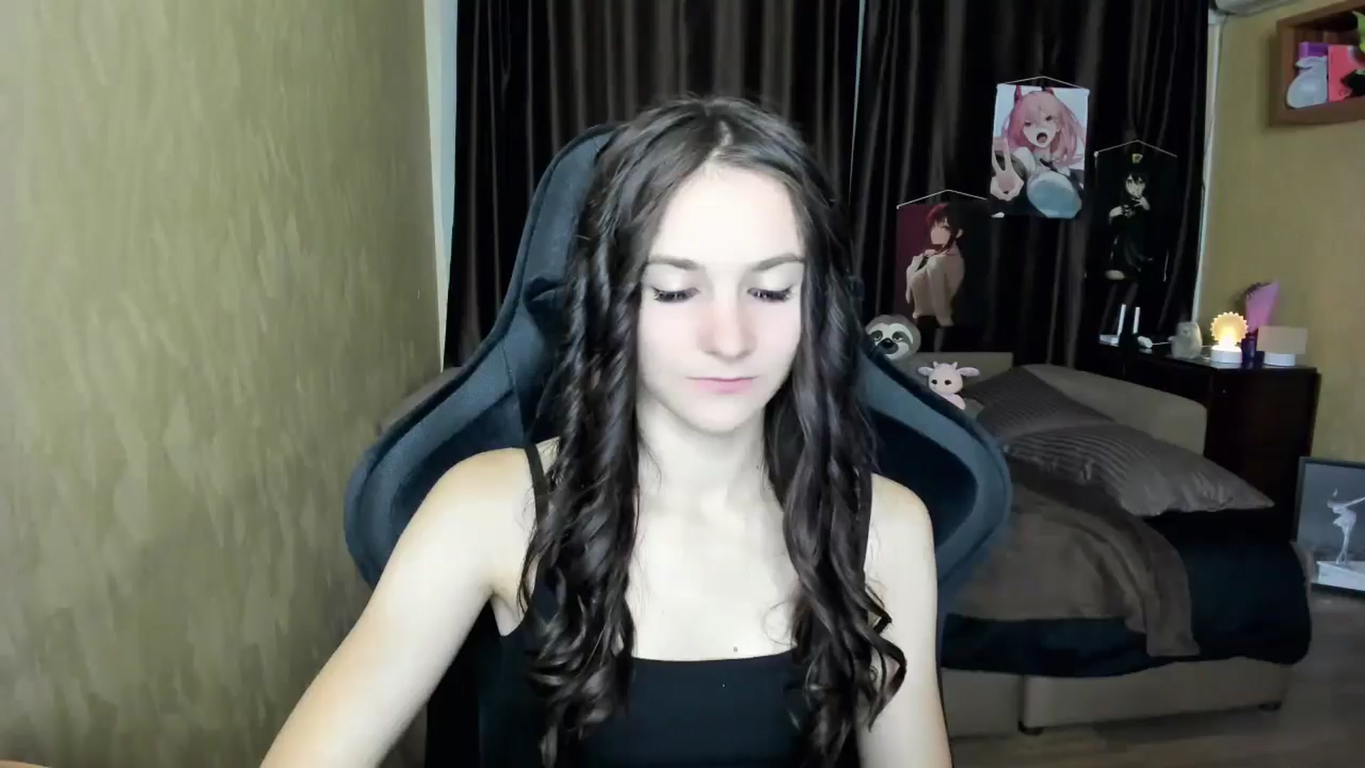 Gallery image thumbnail from Madison_Burke's myfreecams stream on, 08/27/2025, 18:25 image 2 of 20
