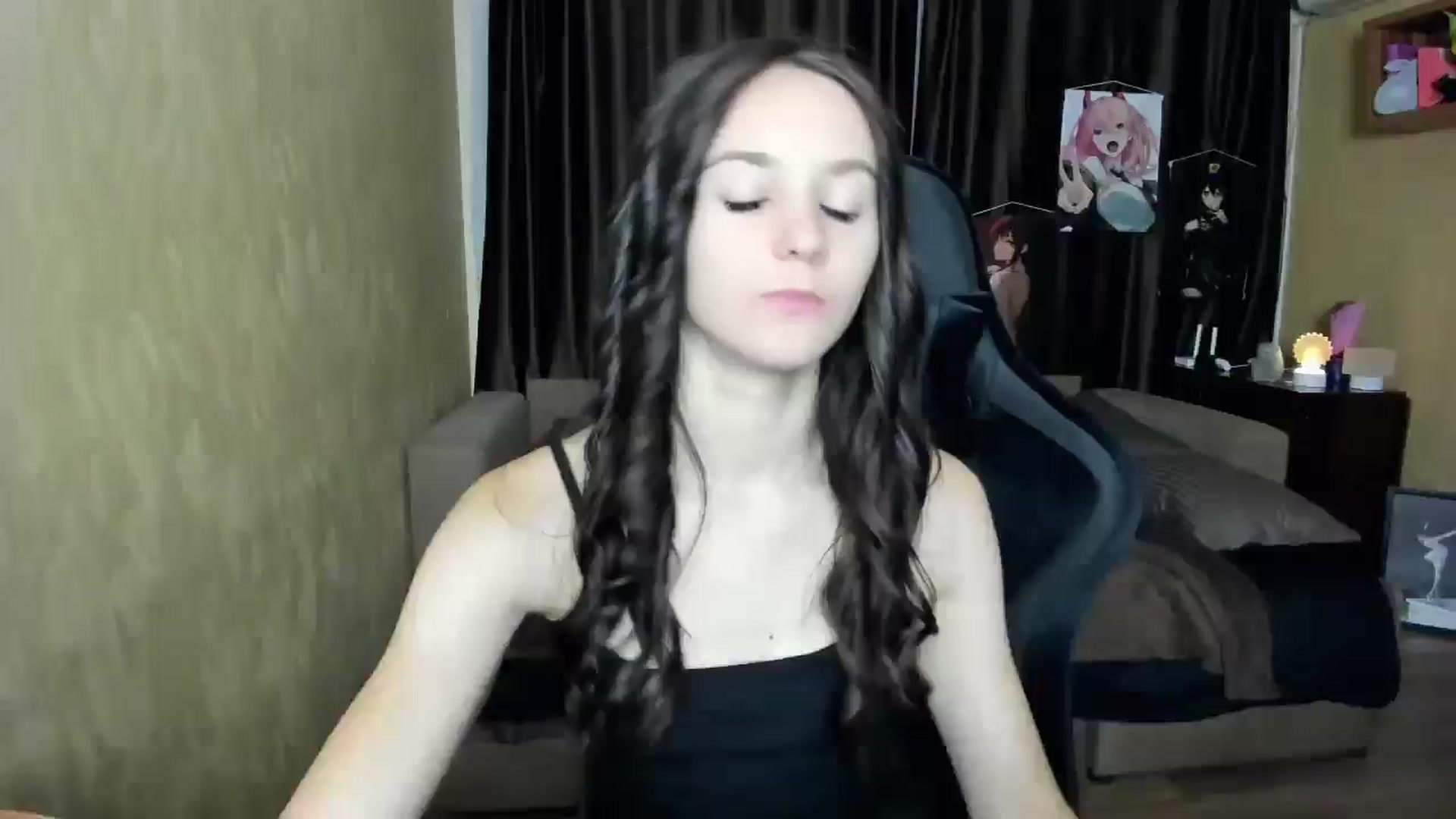 Gallery image thumbnail from Madison_Burke's myfreecams stream on, 08/27/2025, 18:25 image 16 of 20
