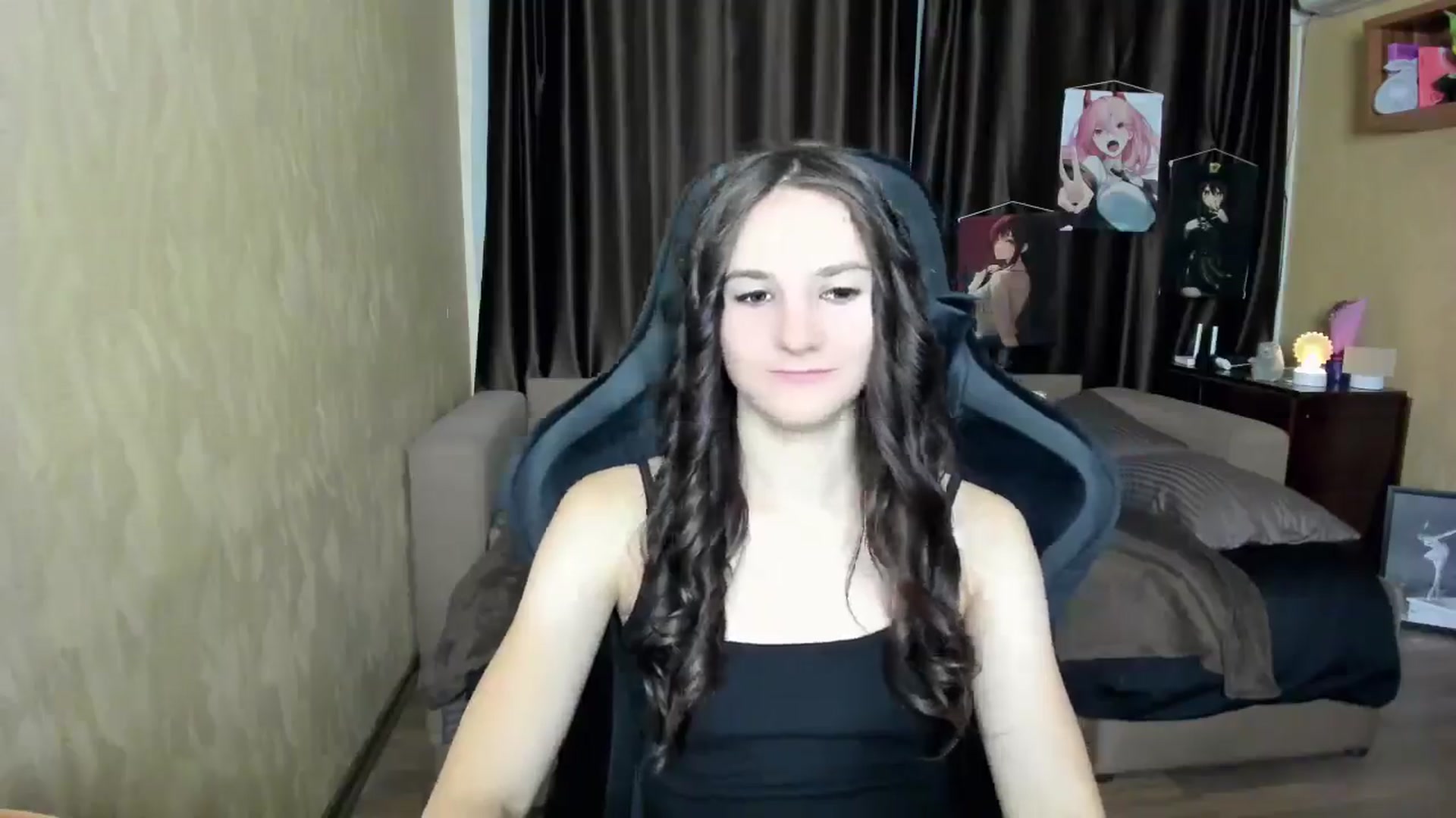 Gallery image thumbnail from Madison_Burke's myfreecams stream on, 08/27/2025, 18:40 image 15 of 20