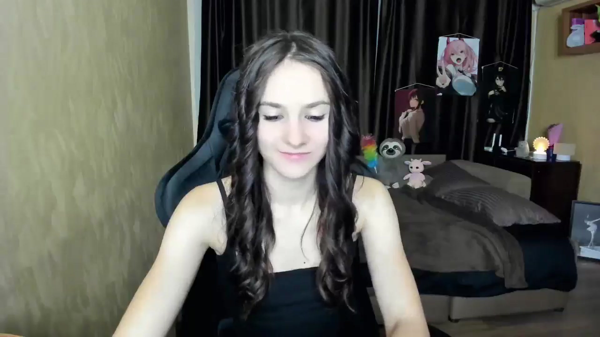 Gallery image thumbnail from Madison_Burke's myfreecams stream on, 08/27/2025, 18:40 image 3 of 20