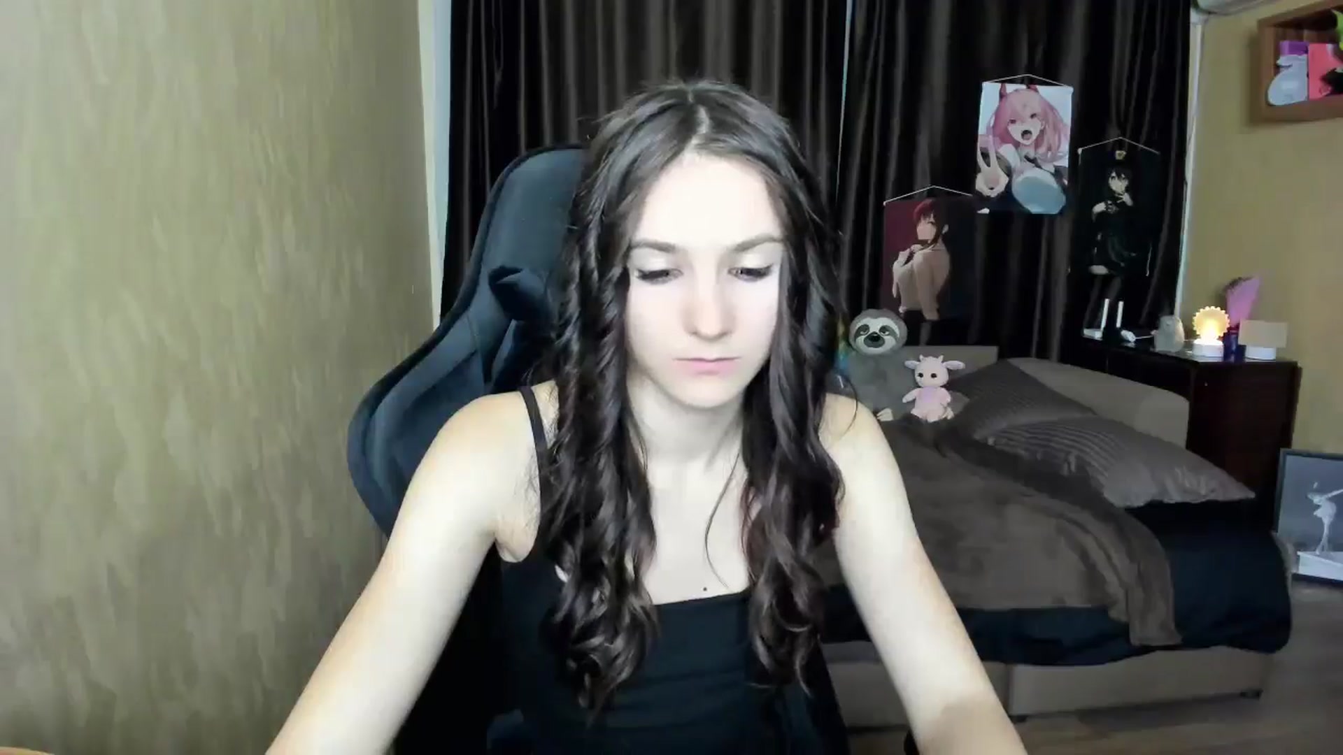 Gallery image thumbnail from Madison_Burke's myfreecams stream on, 08/27/2025, 18:40 image 2 of 20